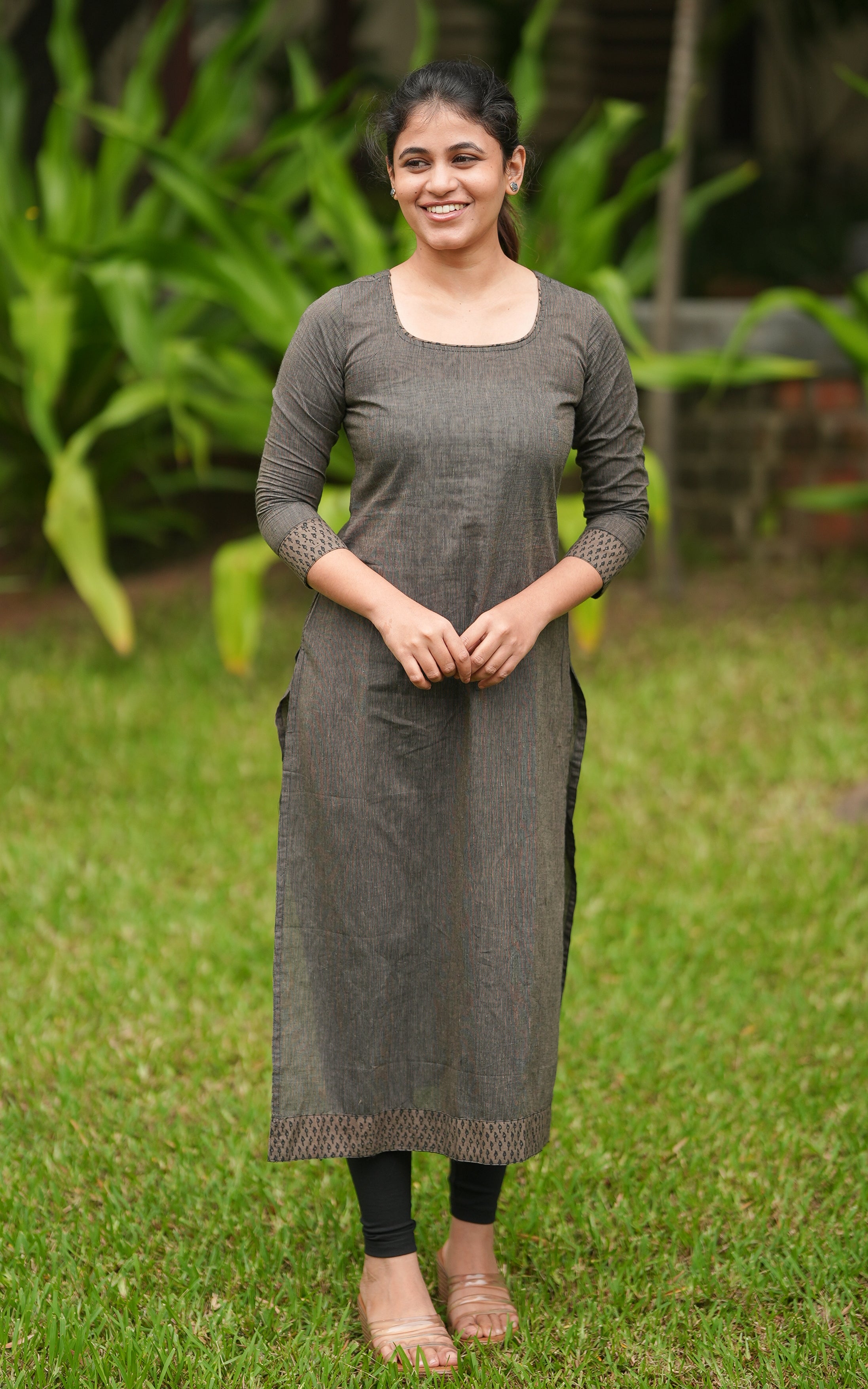 Lenisha Black KURTIS instore