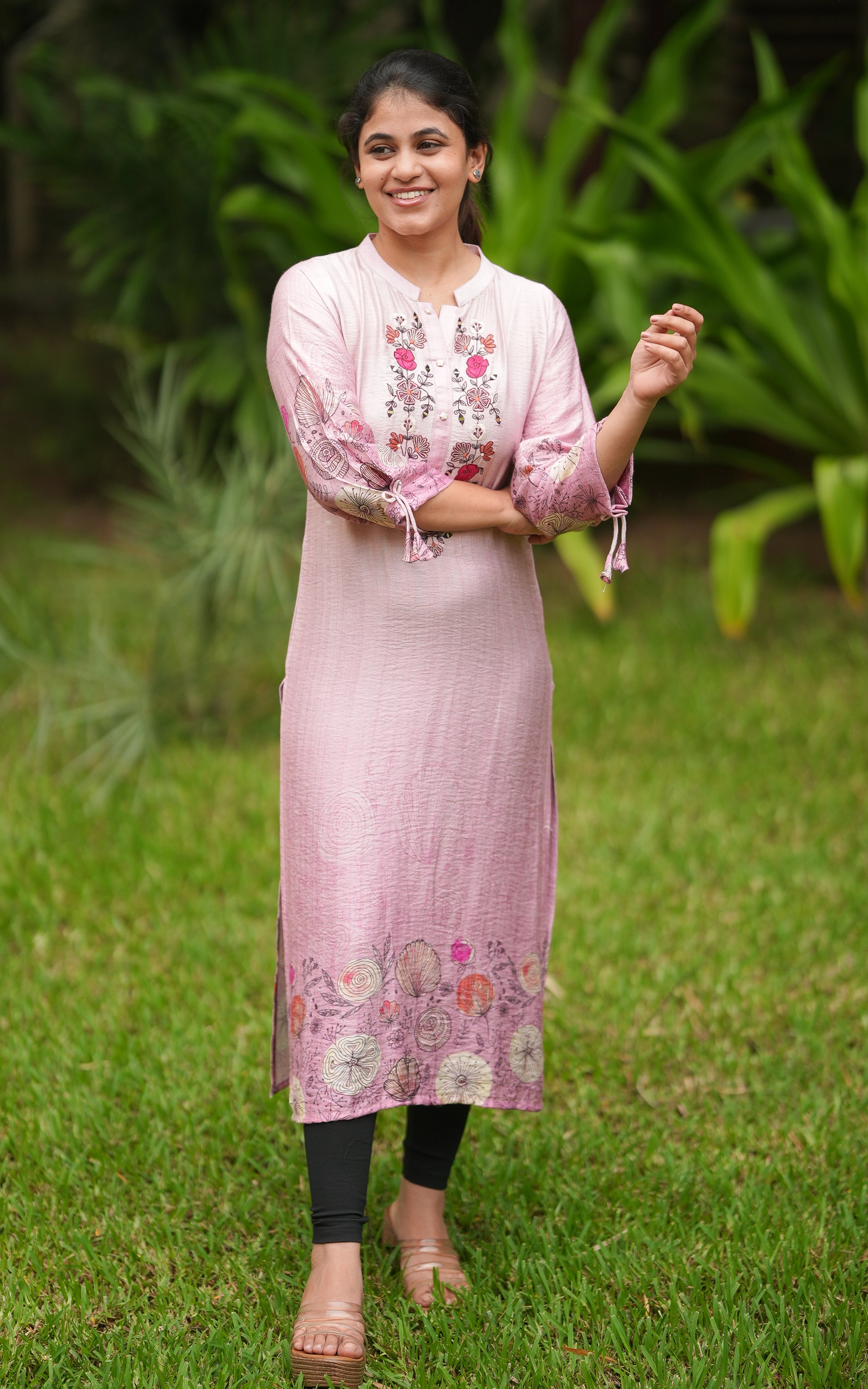 Alisha KURTIS instore
