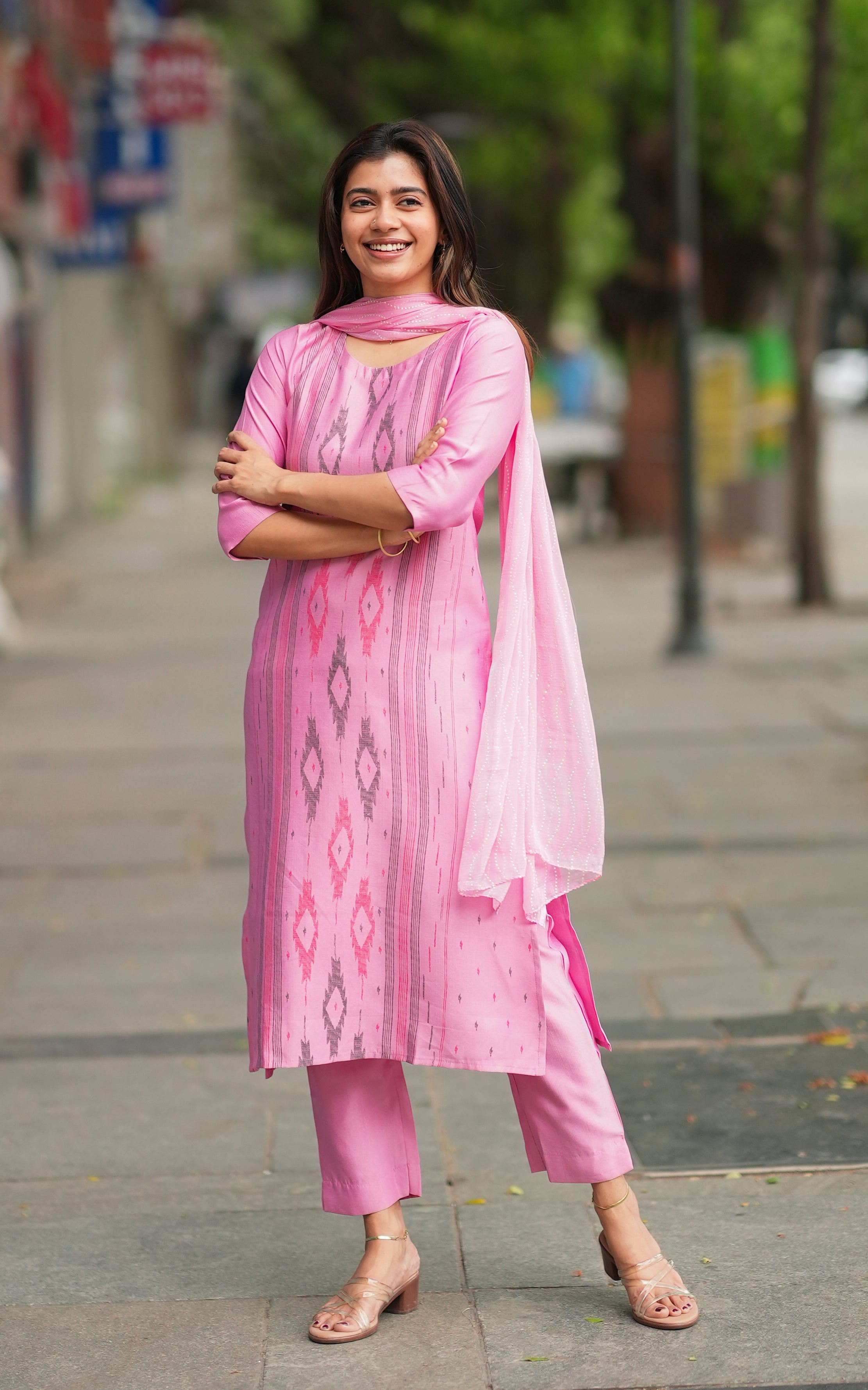 Aaravi (Kurti+Pant+Dupatta)