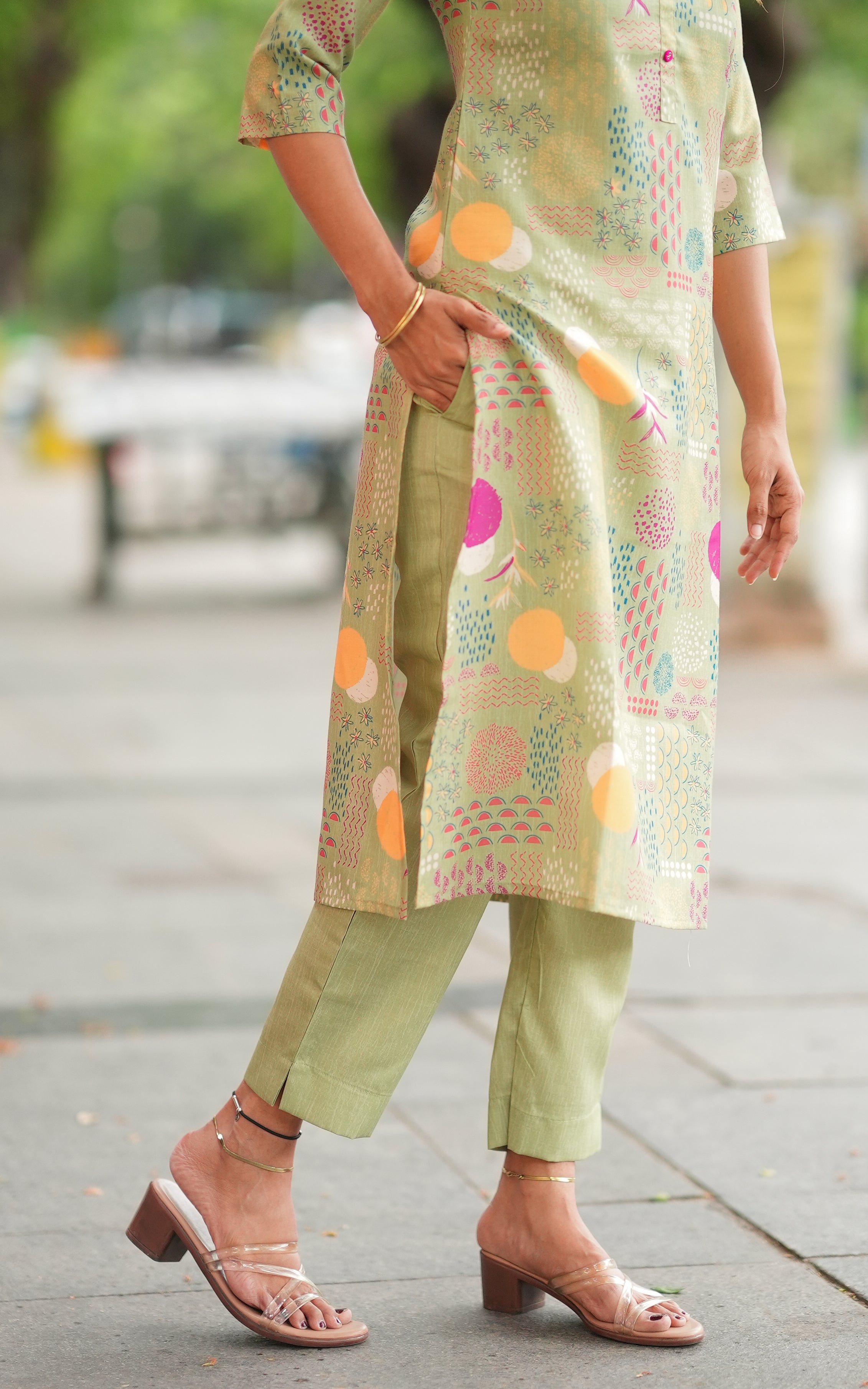 Keshini B (Kurti+Pant+Dupatta)