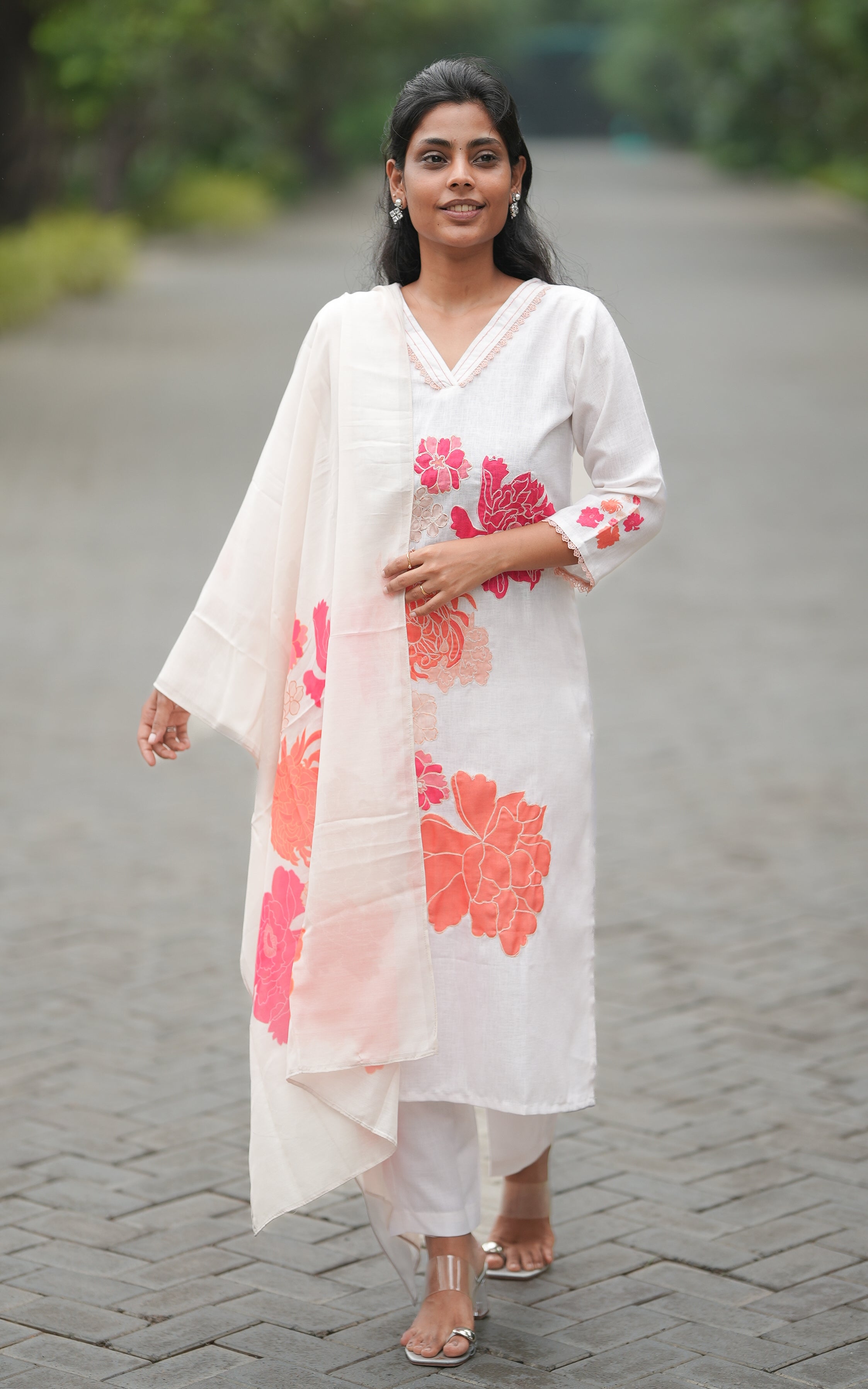 Glory White (Kurti+Pant+Dupatta) KURTIS instore