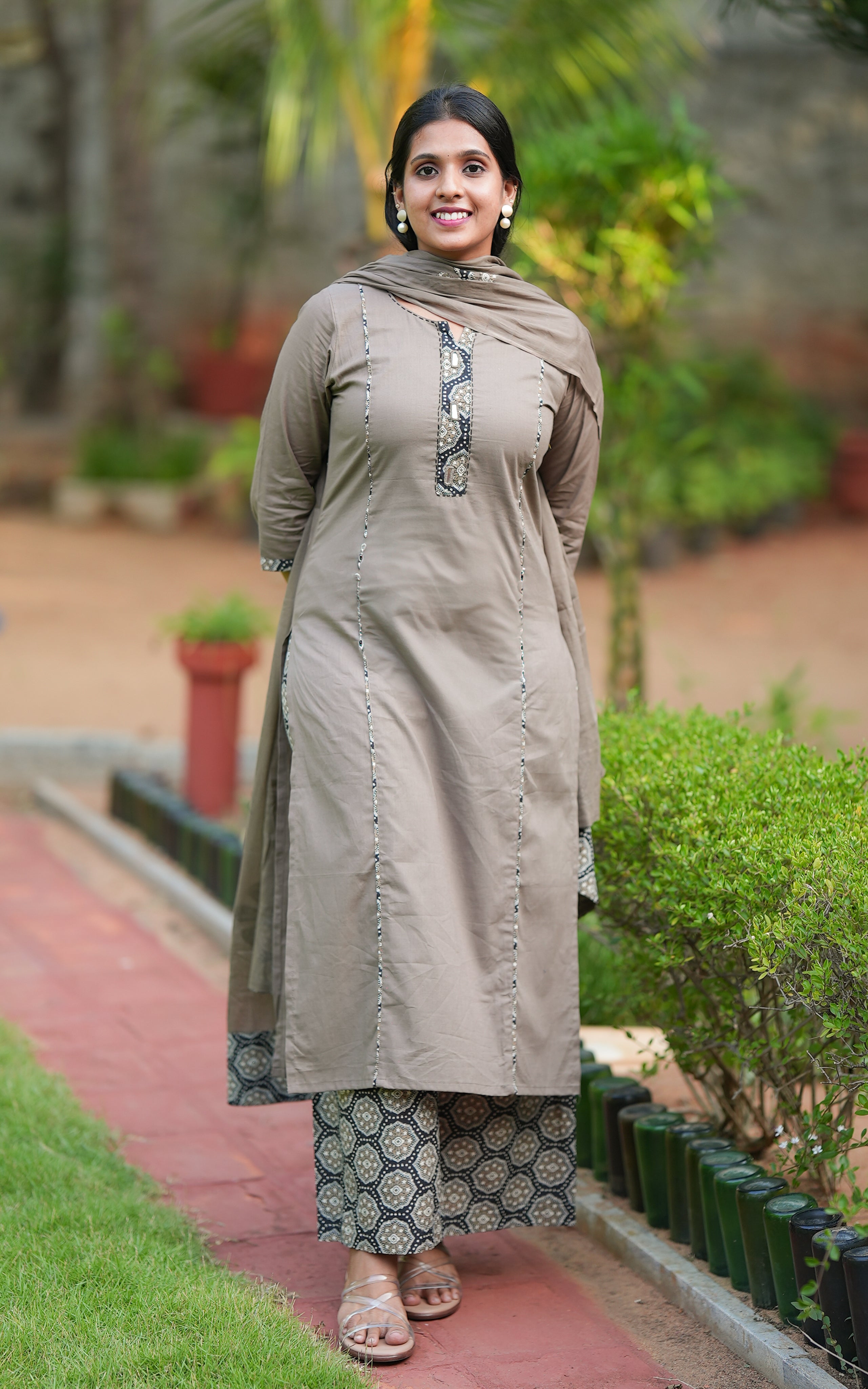 Alana Elephent Grey (Kurti+Pant+Dupatta)