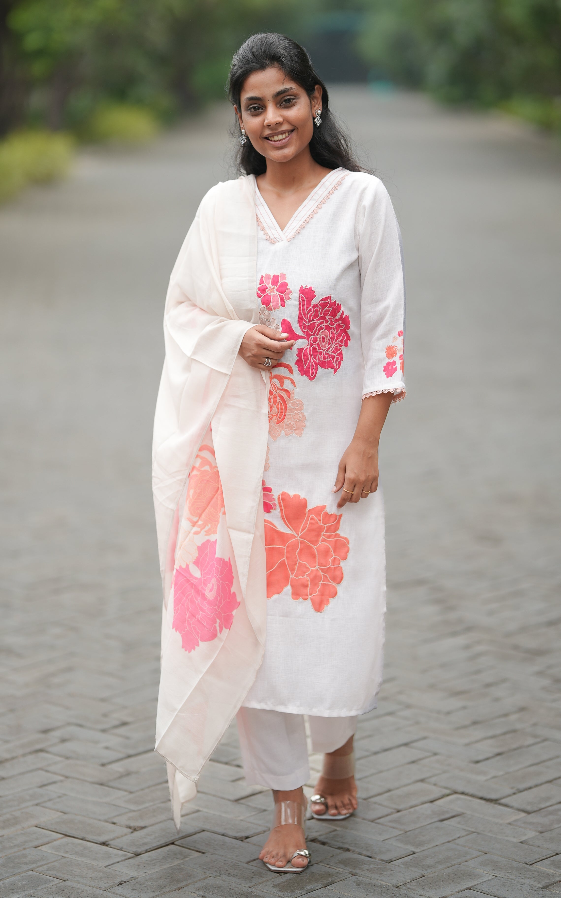 Glory White (Kurti+Pant+Dupatta) KURTIS instore