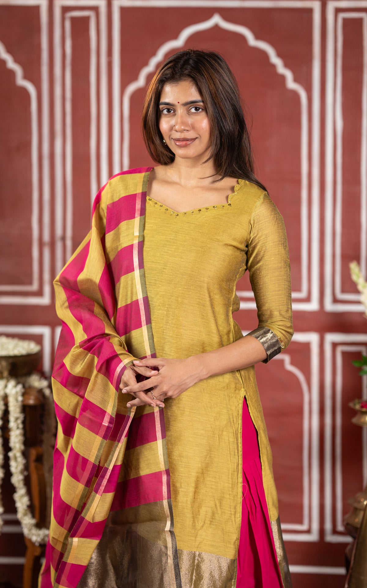 Retro Colors Naseema B (Kurti+Dupatta)