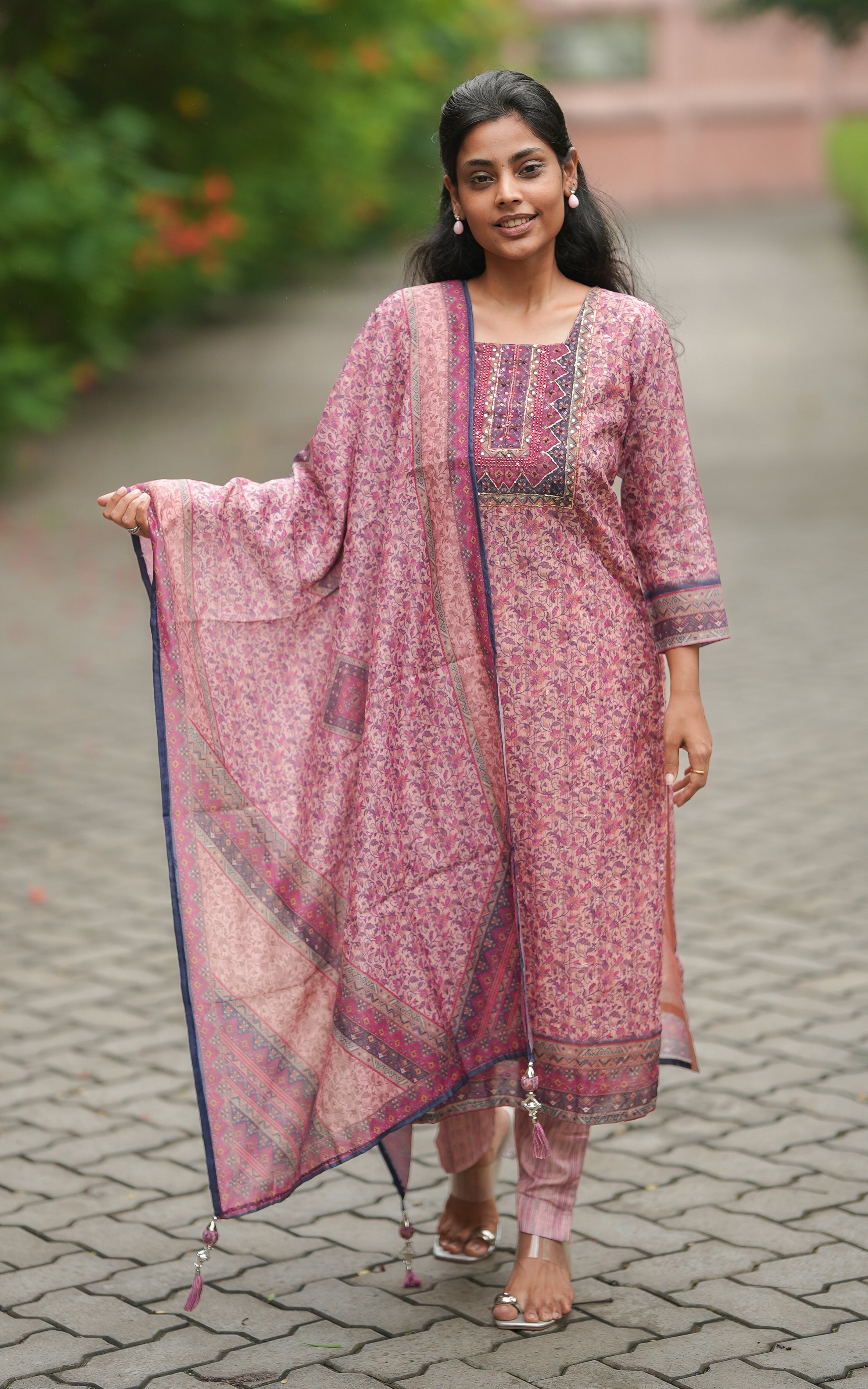 Shivaya (Kurti+Pant+Dupatta) KURTI SET Instore