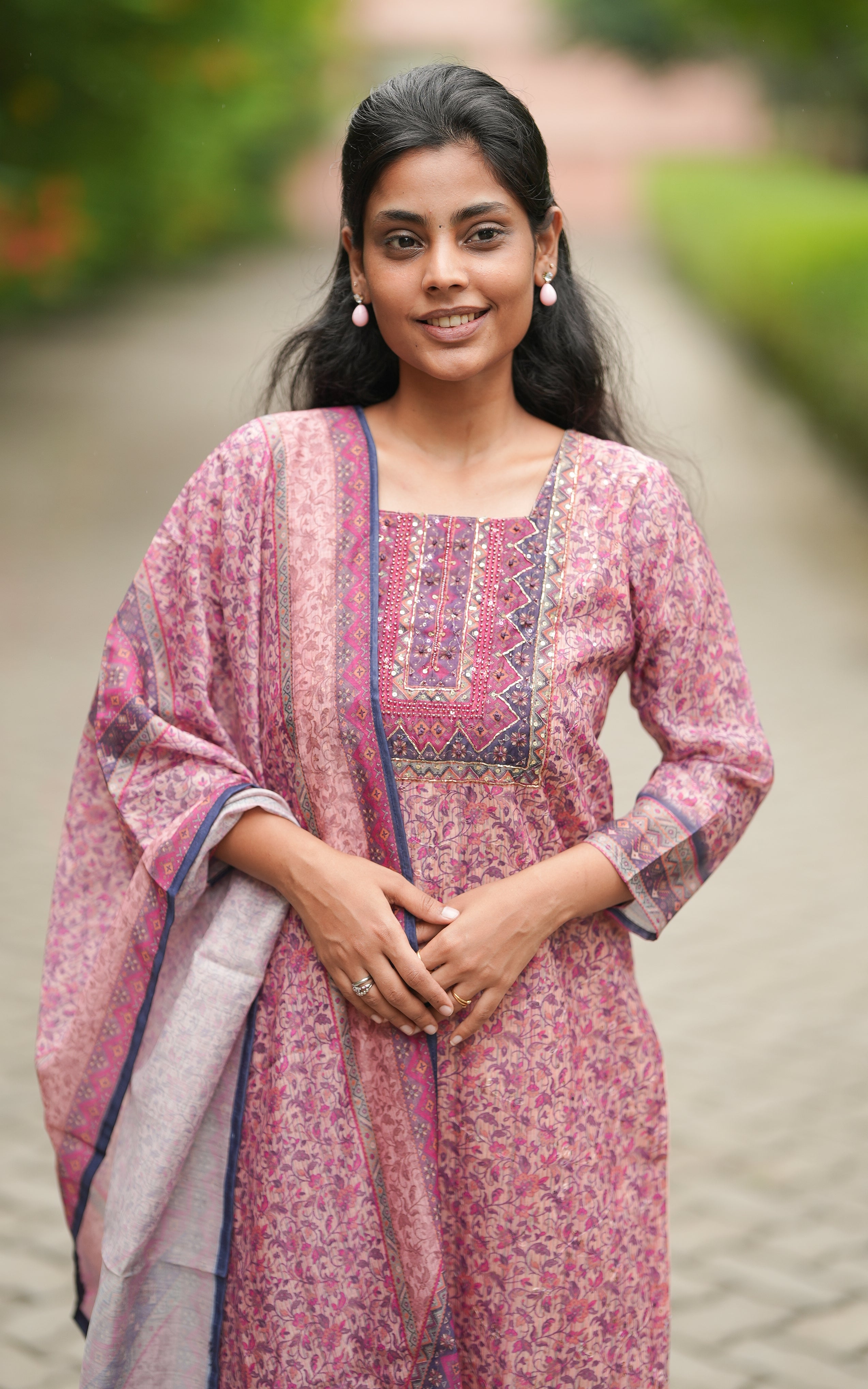 Shivaya (Kurti+Pant+Dupatta) KURTI SET Instore