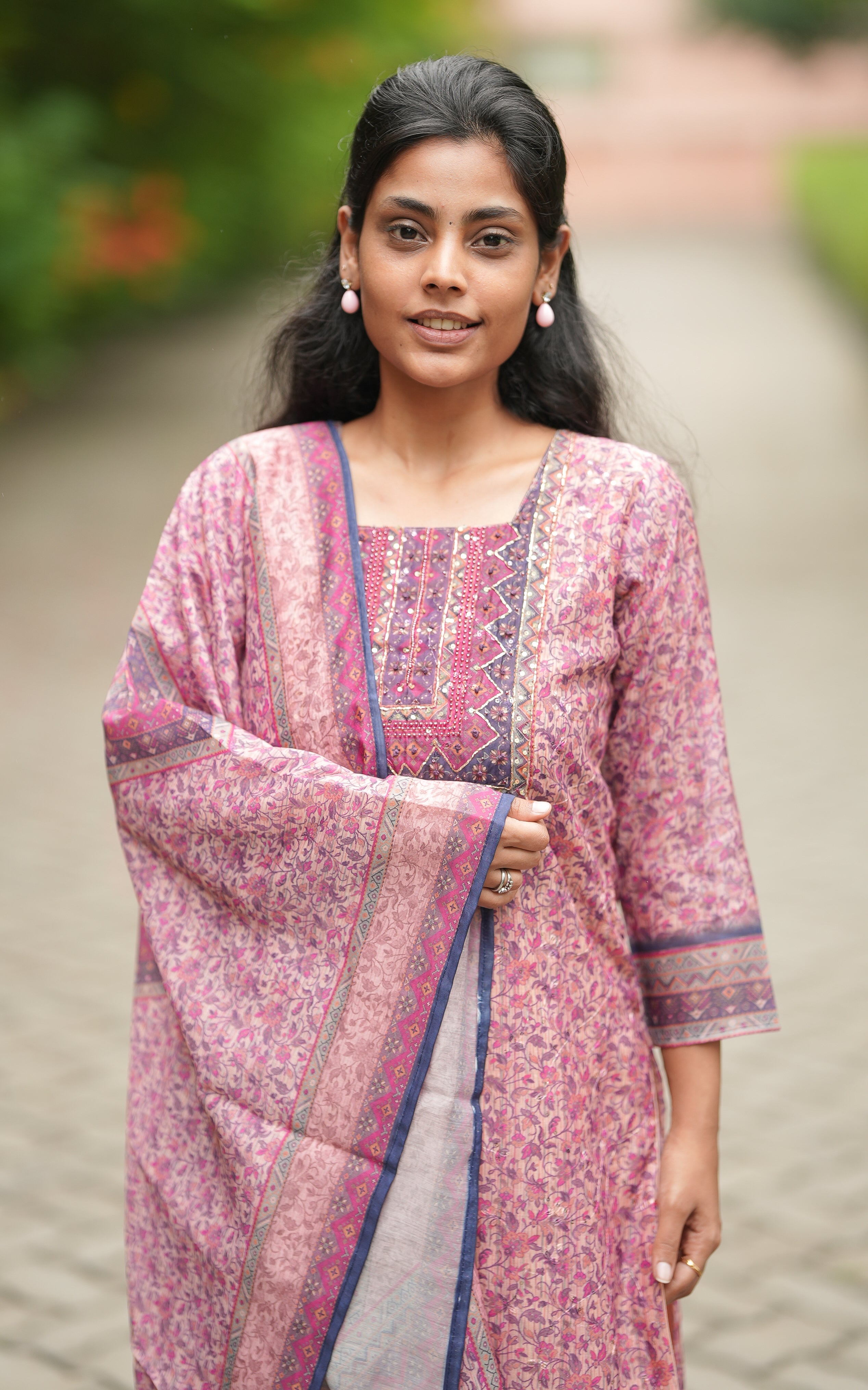 Shivaya (Kurti+Pant+Dupatta) KURTI SET Instore