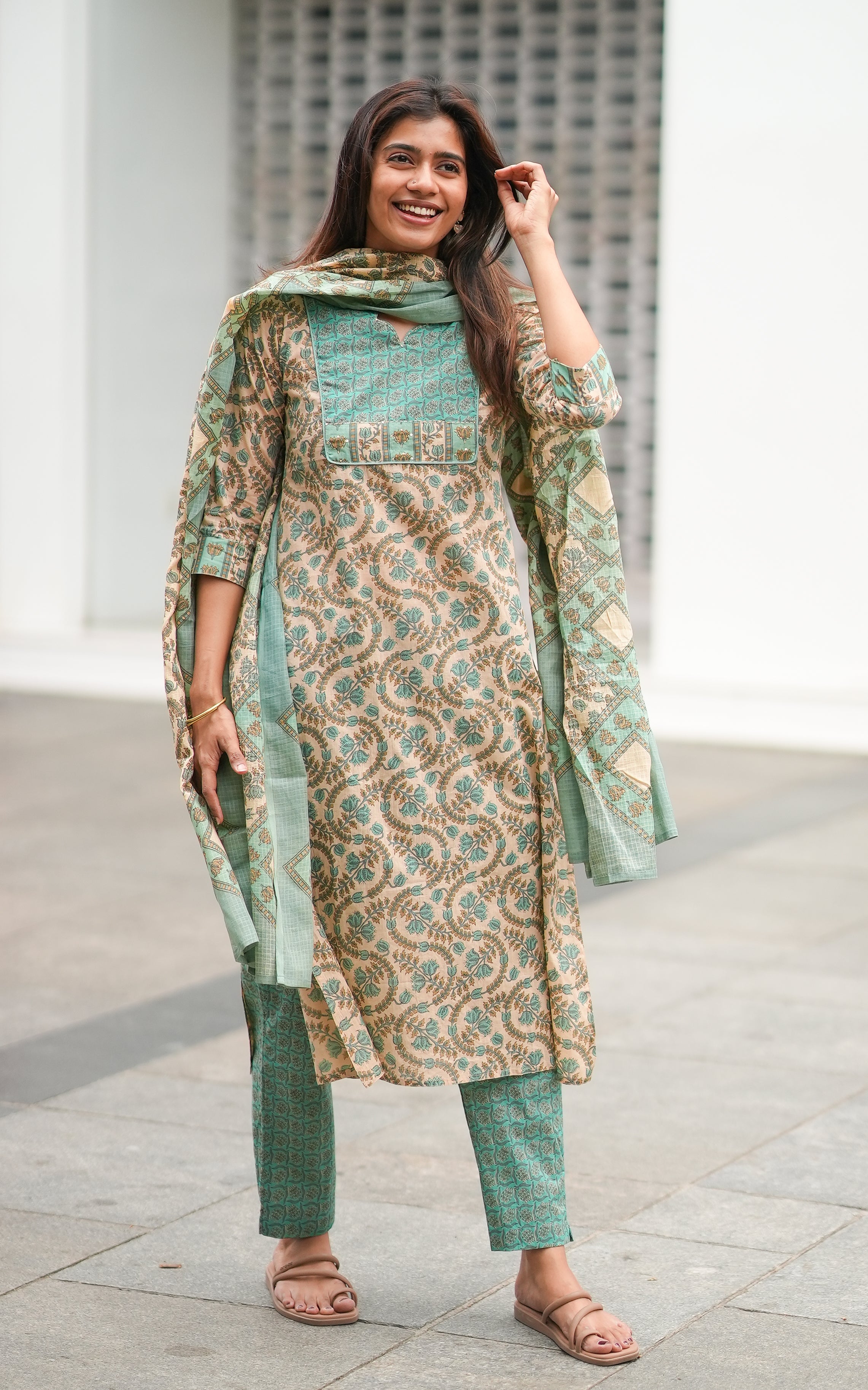 Jenisha B (Kurti+Pant+Dupatta)
