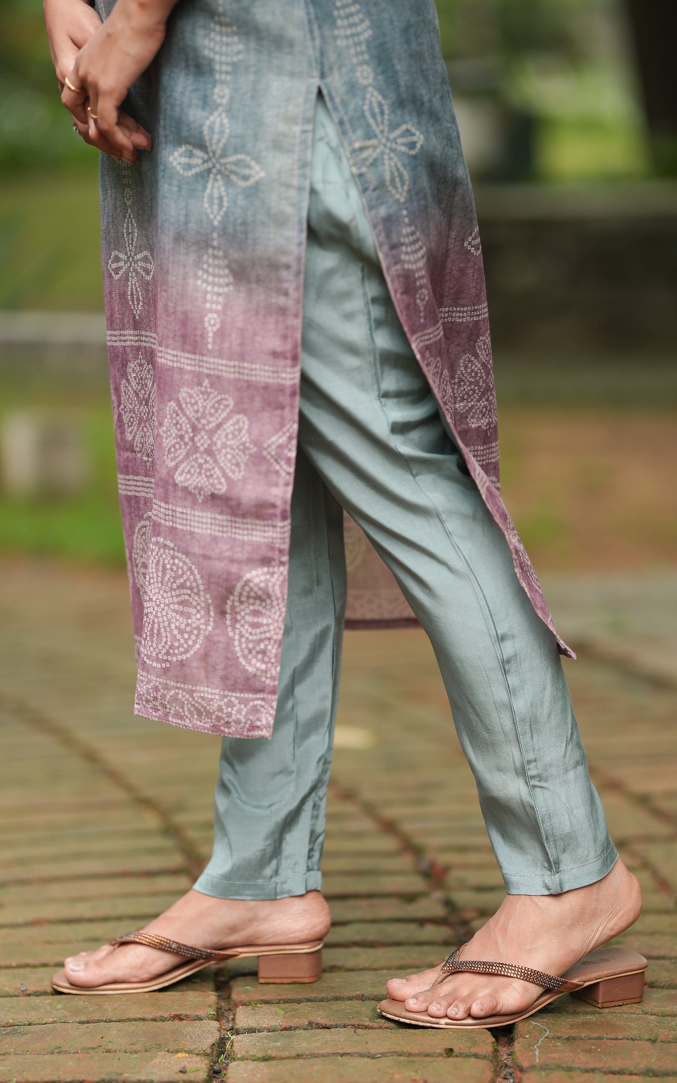 Sushila (Kurti+Pant+Dupatta) KURTIS Instore