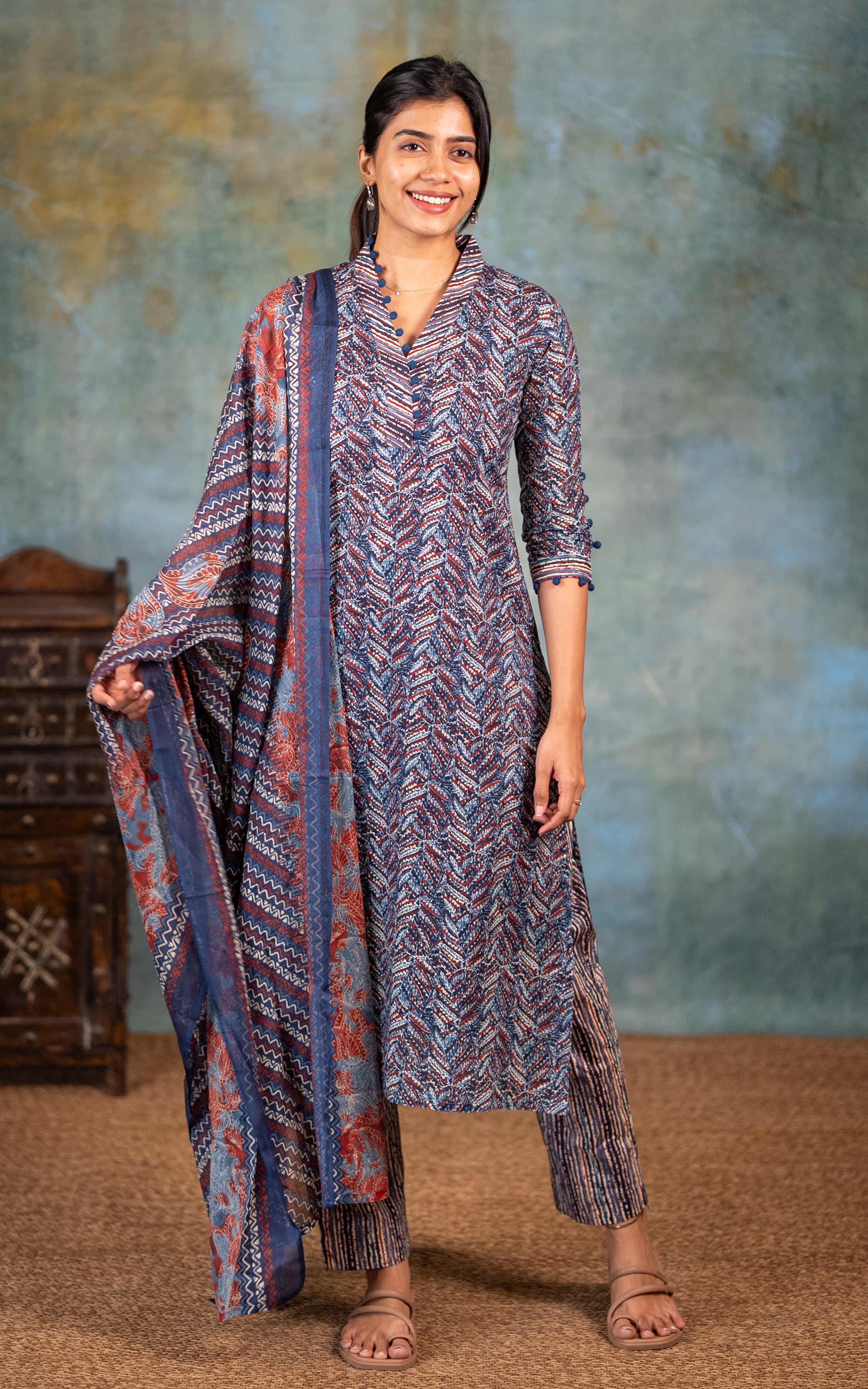 Elegant Cotton Kurti With Elastic Waist Pant And Rope Tie
Casual Wear Printed Cotton Kurti Set With Pocket Pant