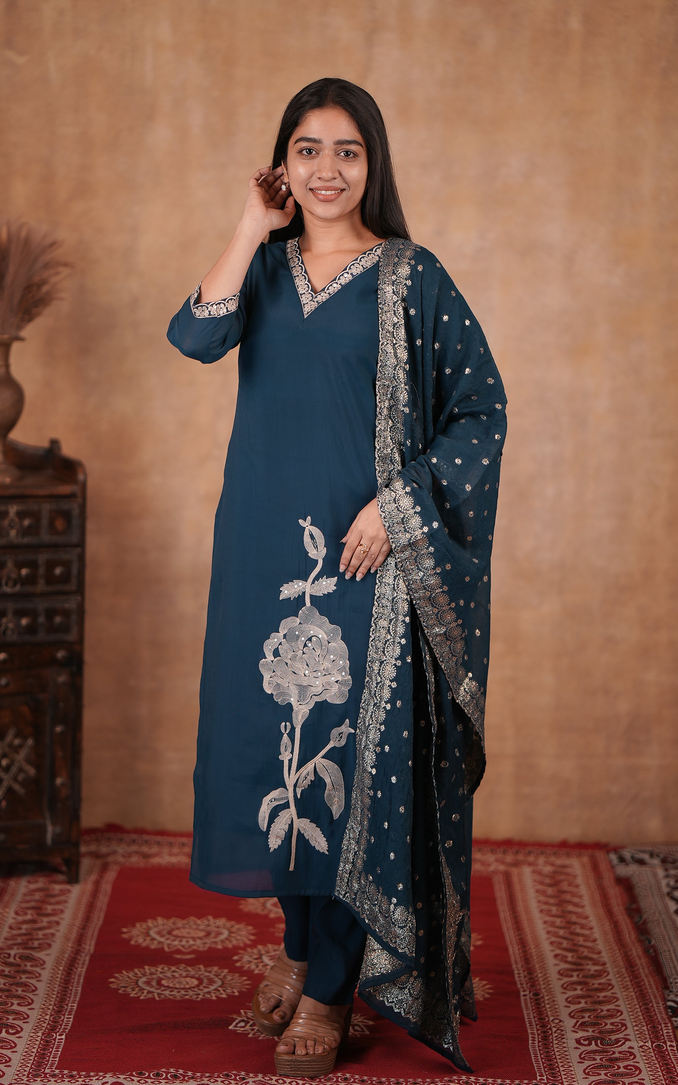Nishmitha (Kurti+Pant+Dupatta)