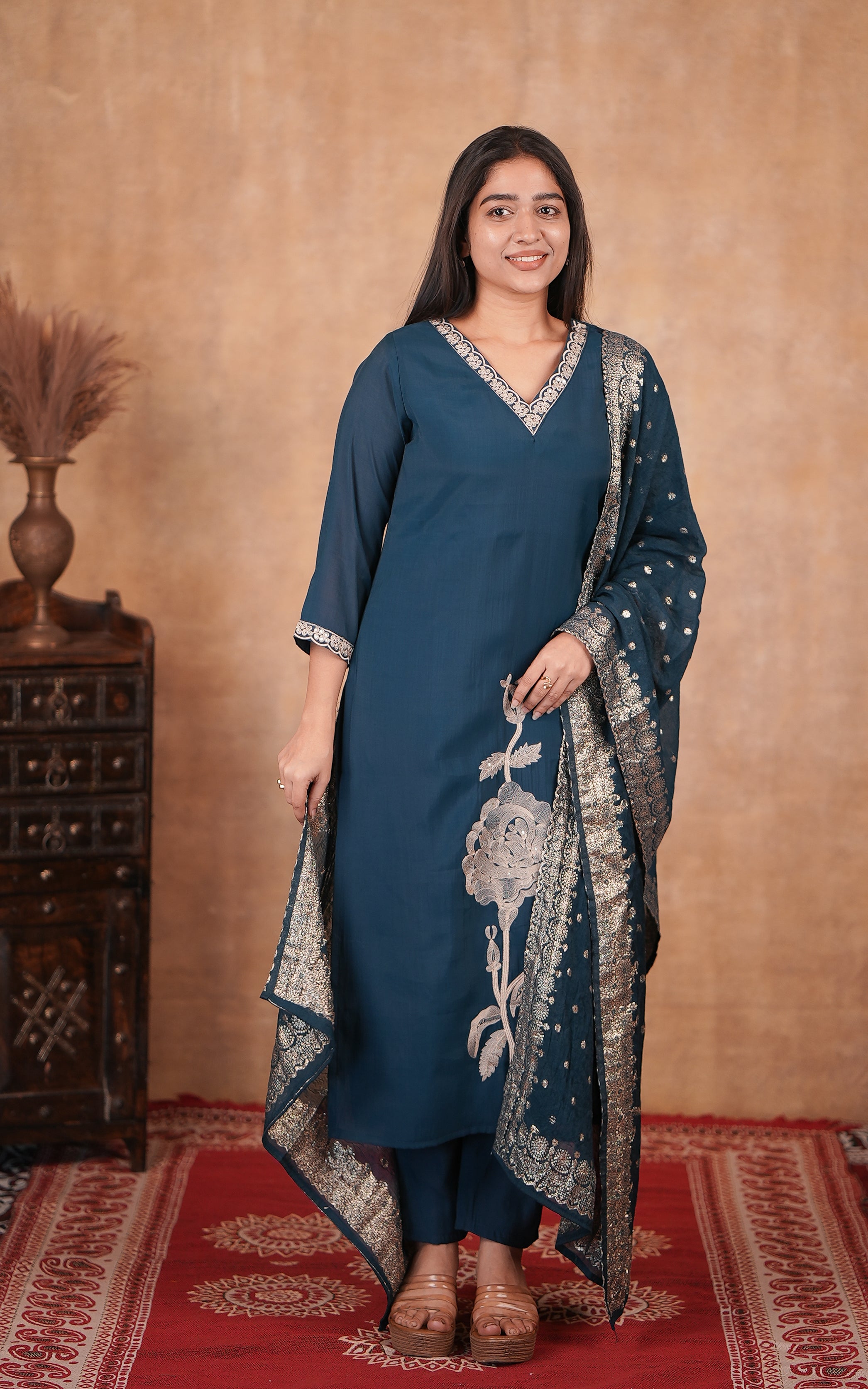 Nishmitha (Kurti+Pant+Dupatta)