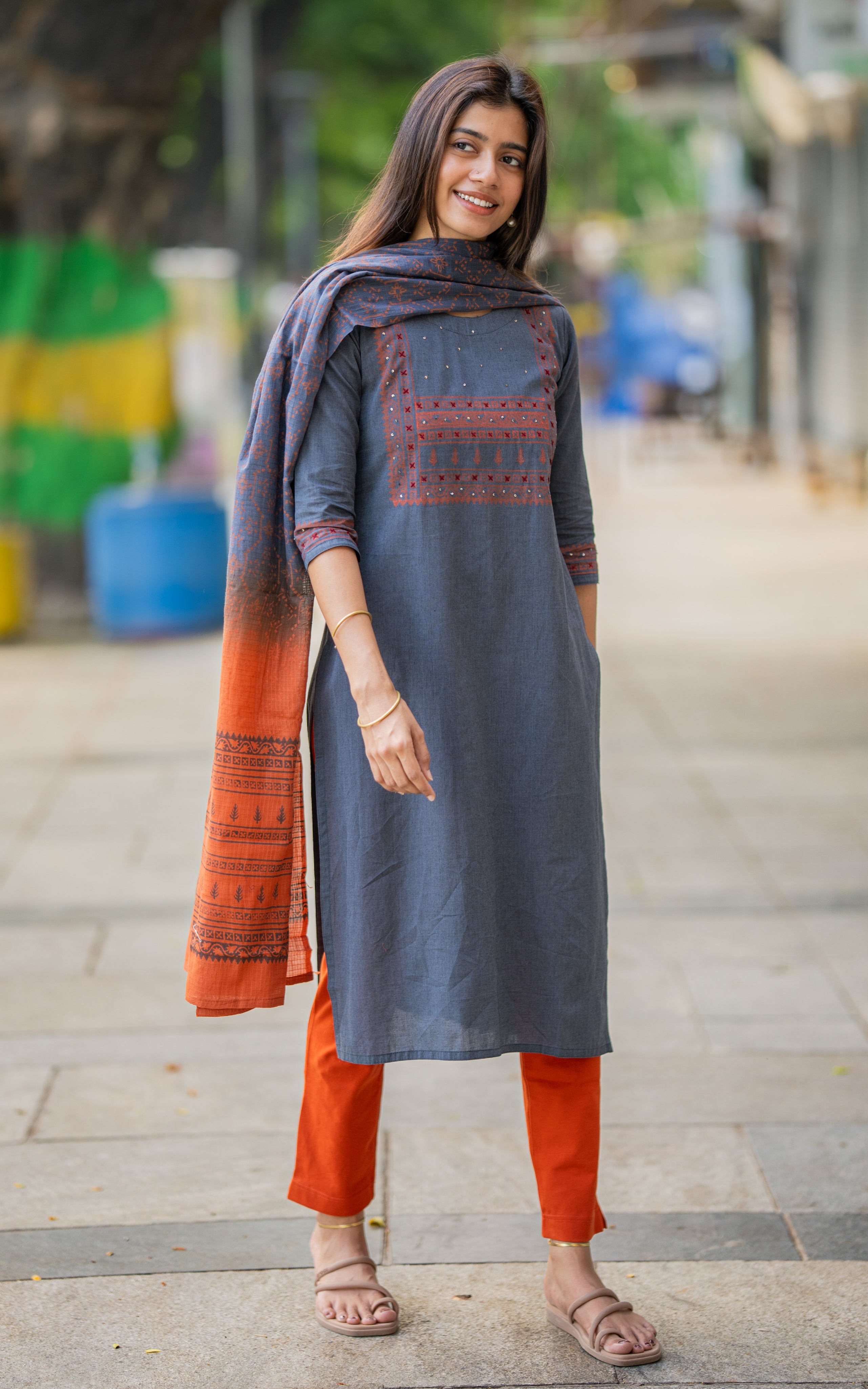 Miranjana Grey (Kurti+Dupatta)