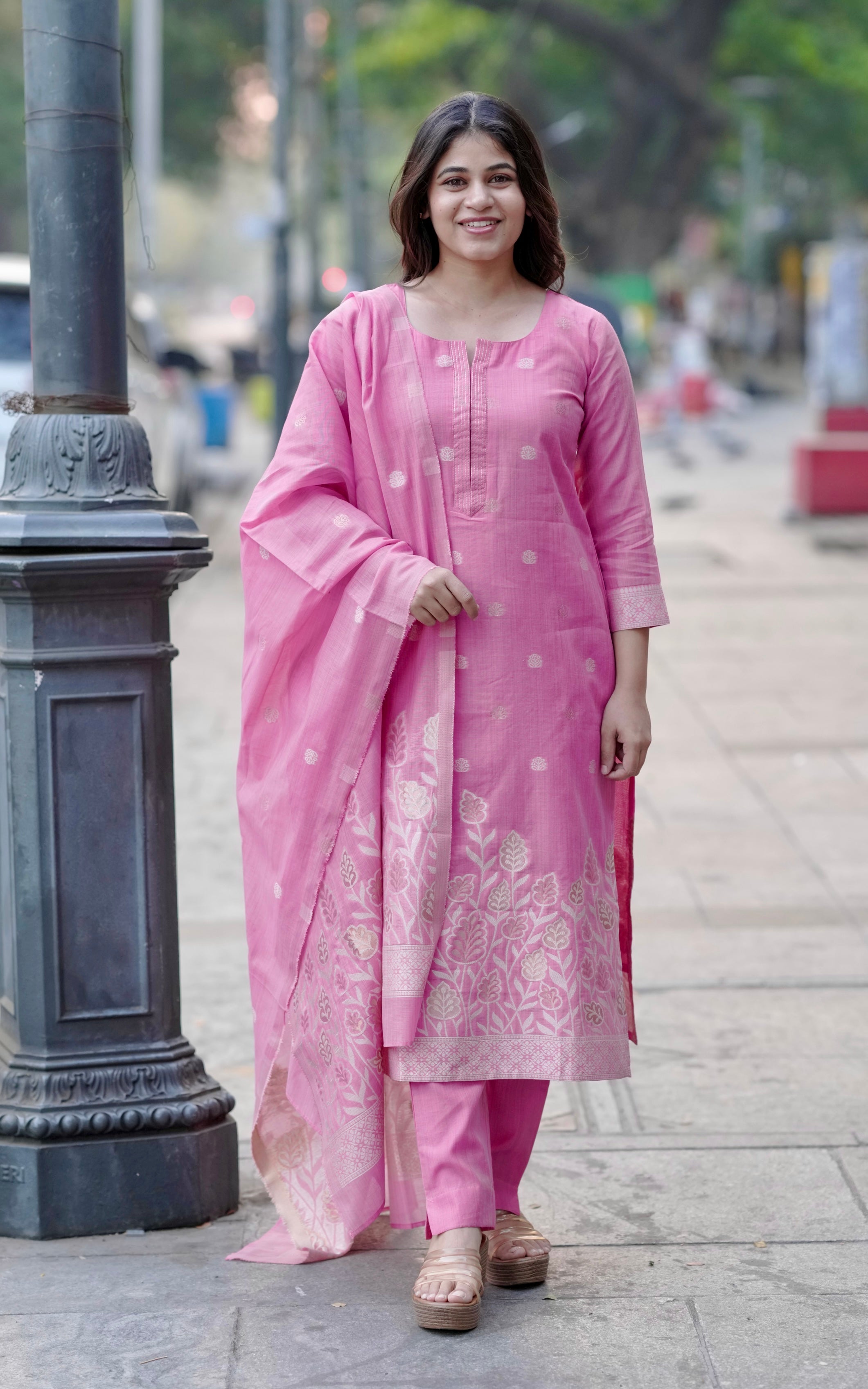 Yuvarani (Kurti+Pant+Dupatta)