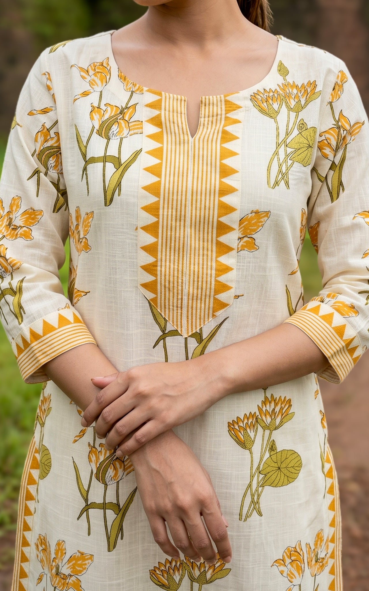 Inmozhi (Kurti+Dupatta)