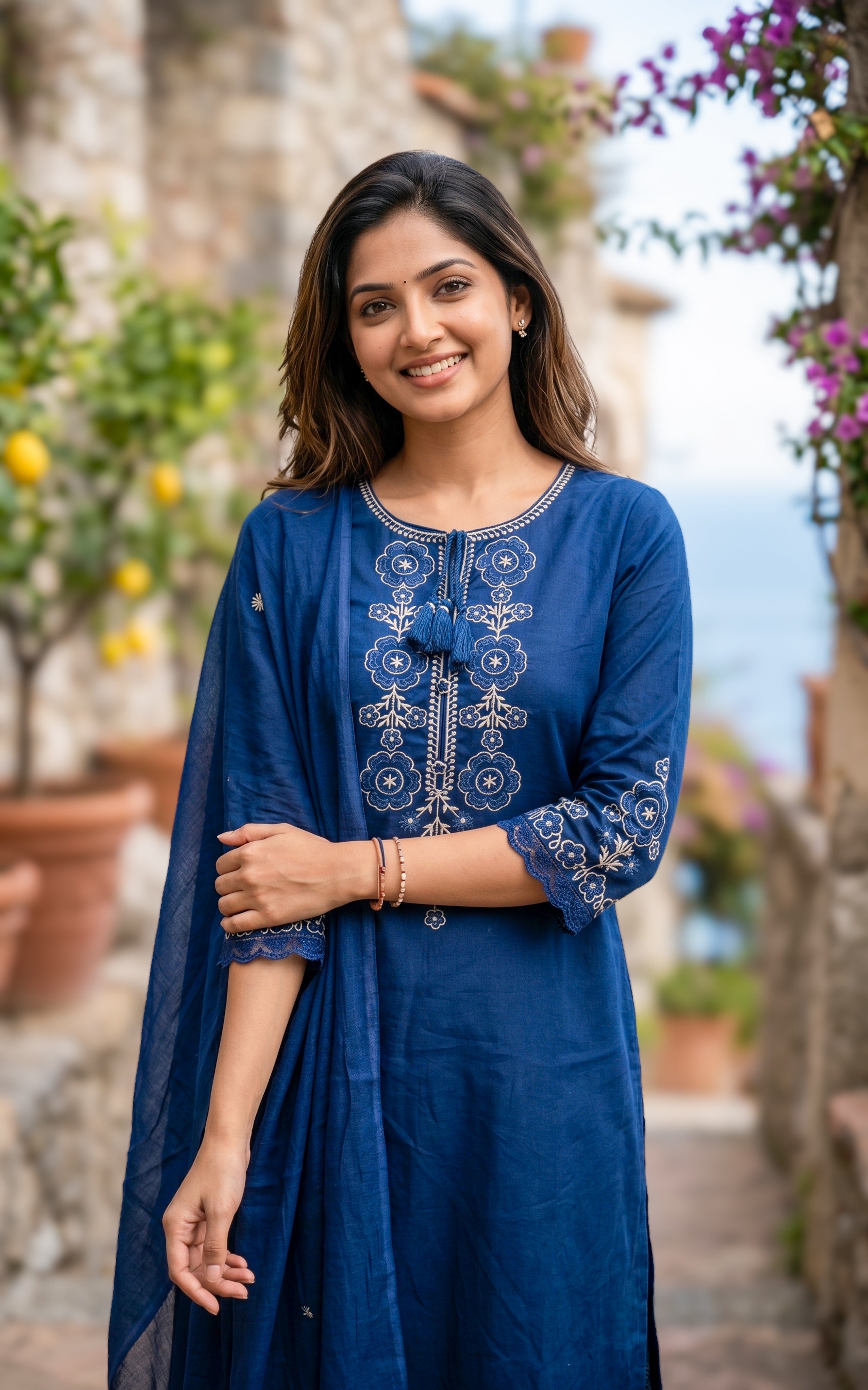 Blue cotton kurti with double side pocket palazzo for women