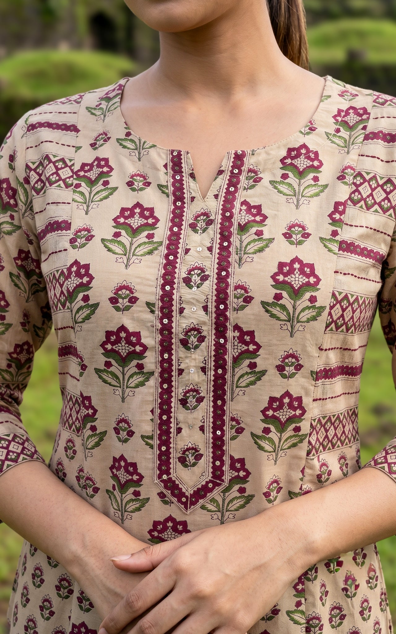Niharika Beige (Kurti+Dupatta)
