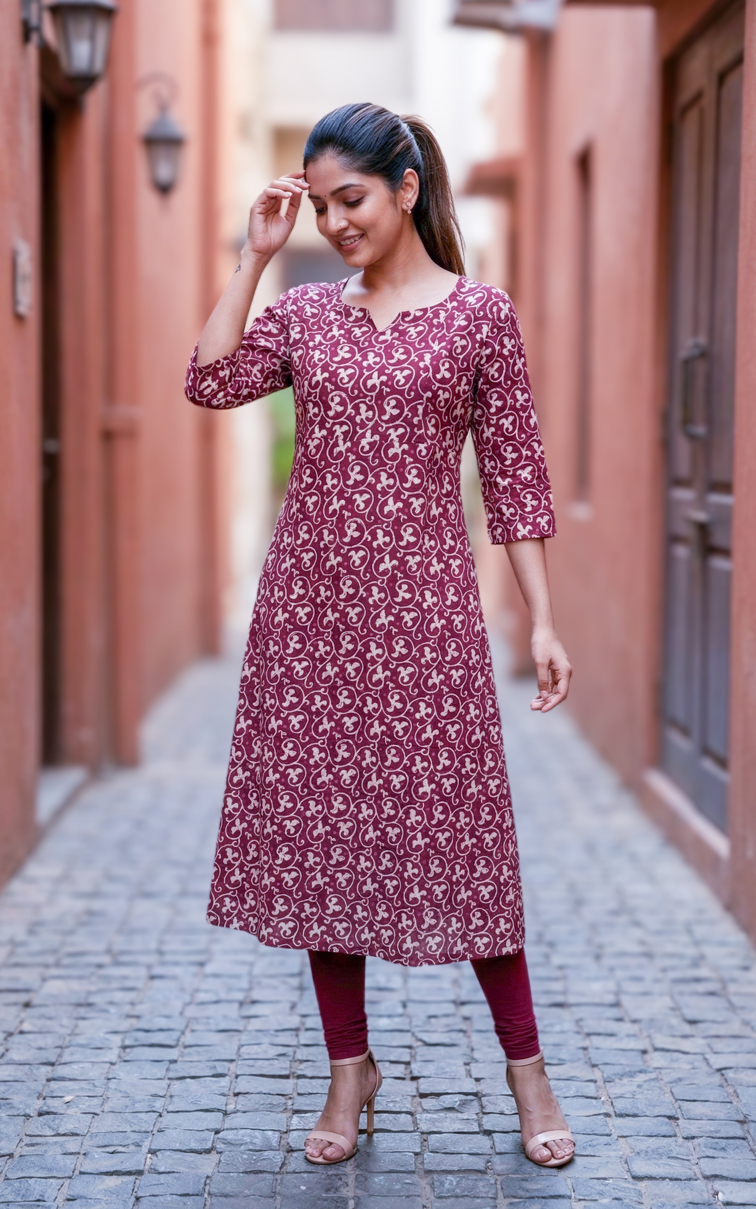 Neha Burgundy