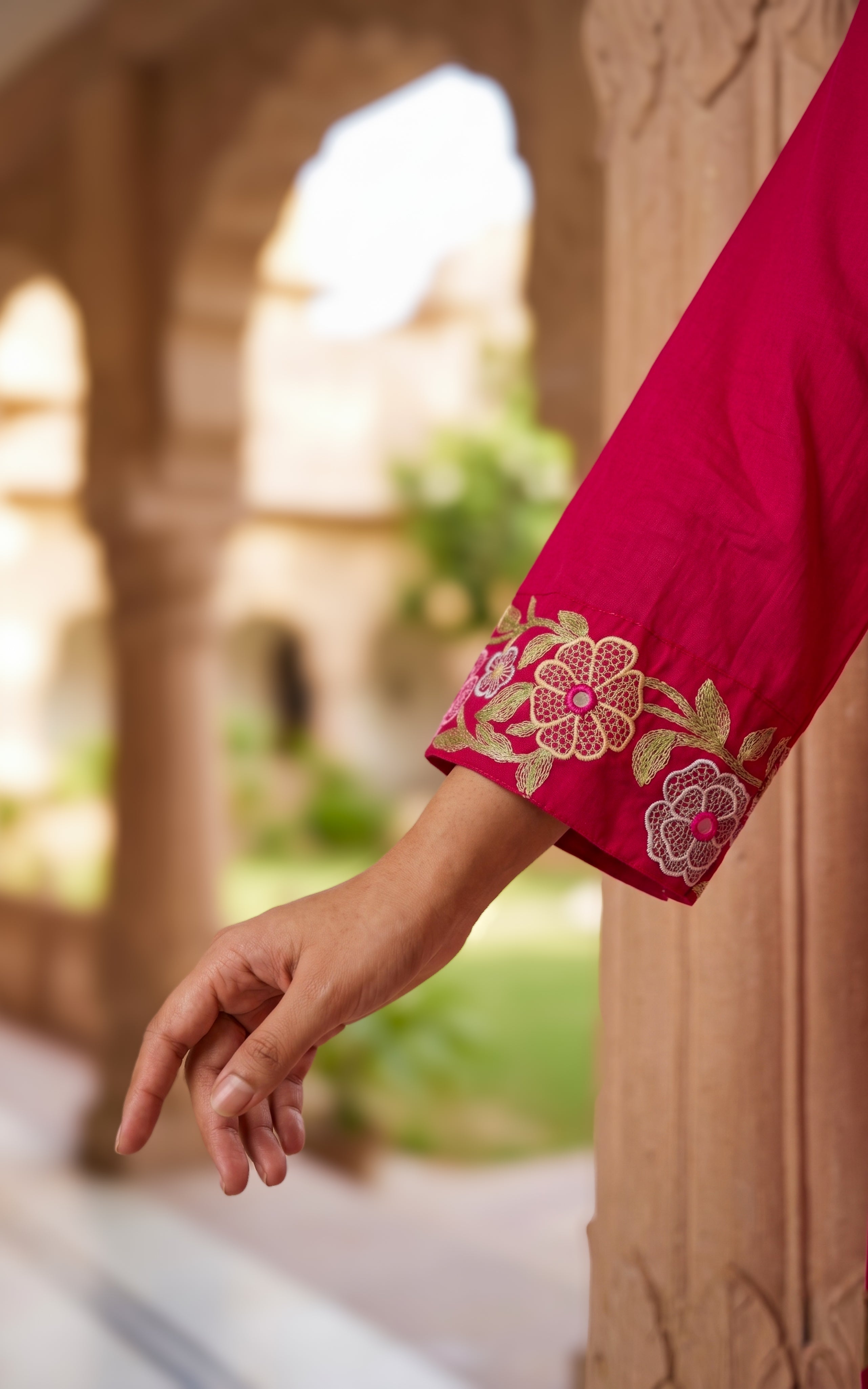 Maadhuri Pink