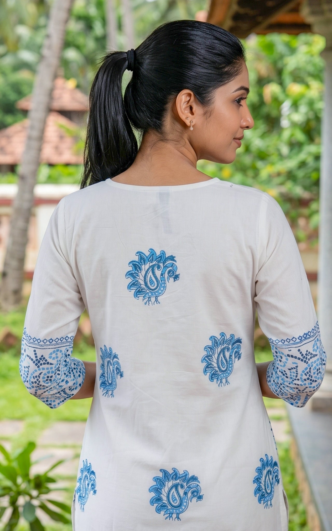 Venmalar (Kurti+Pant+Dupatta)