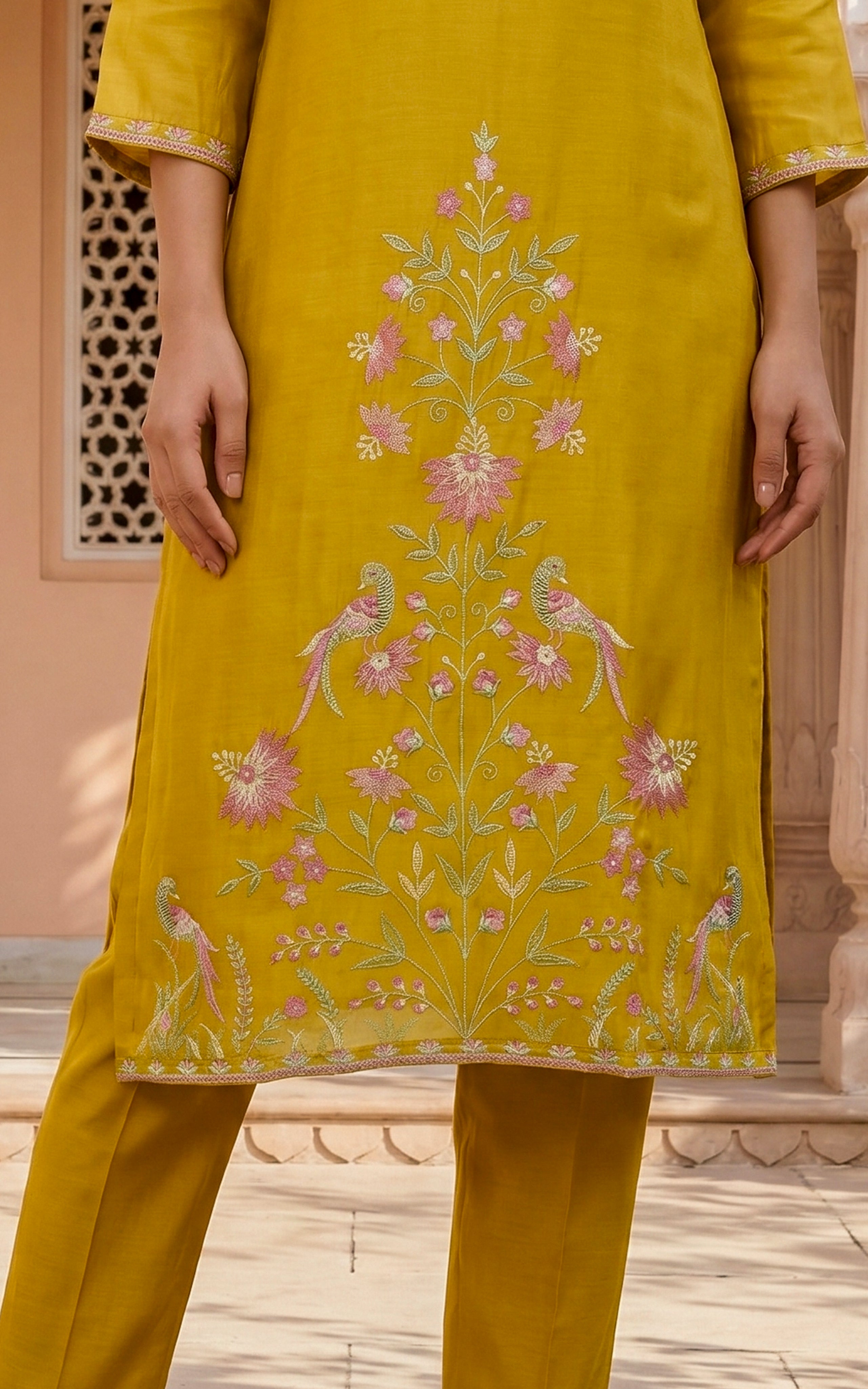 Rovika (Kurti+Pant+Dupatta)