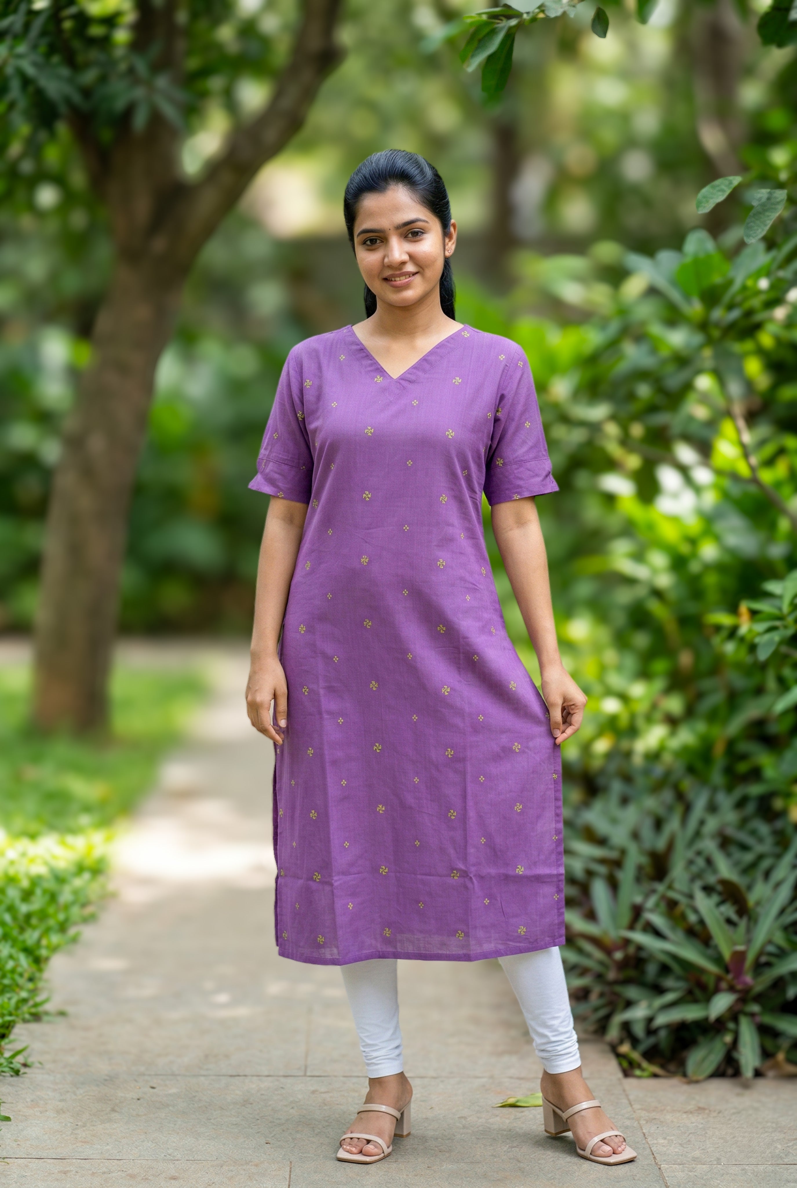 light purple office wear cotton kurti
elegant cotton kurti with cutwork sleeves
formal v-neck straight cut kurti for office
simple office wear cotton kurti