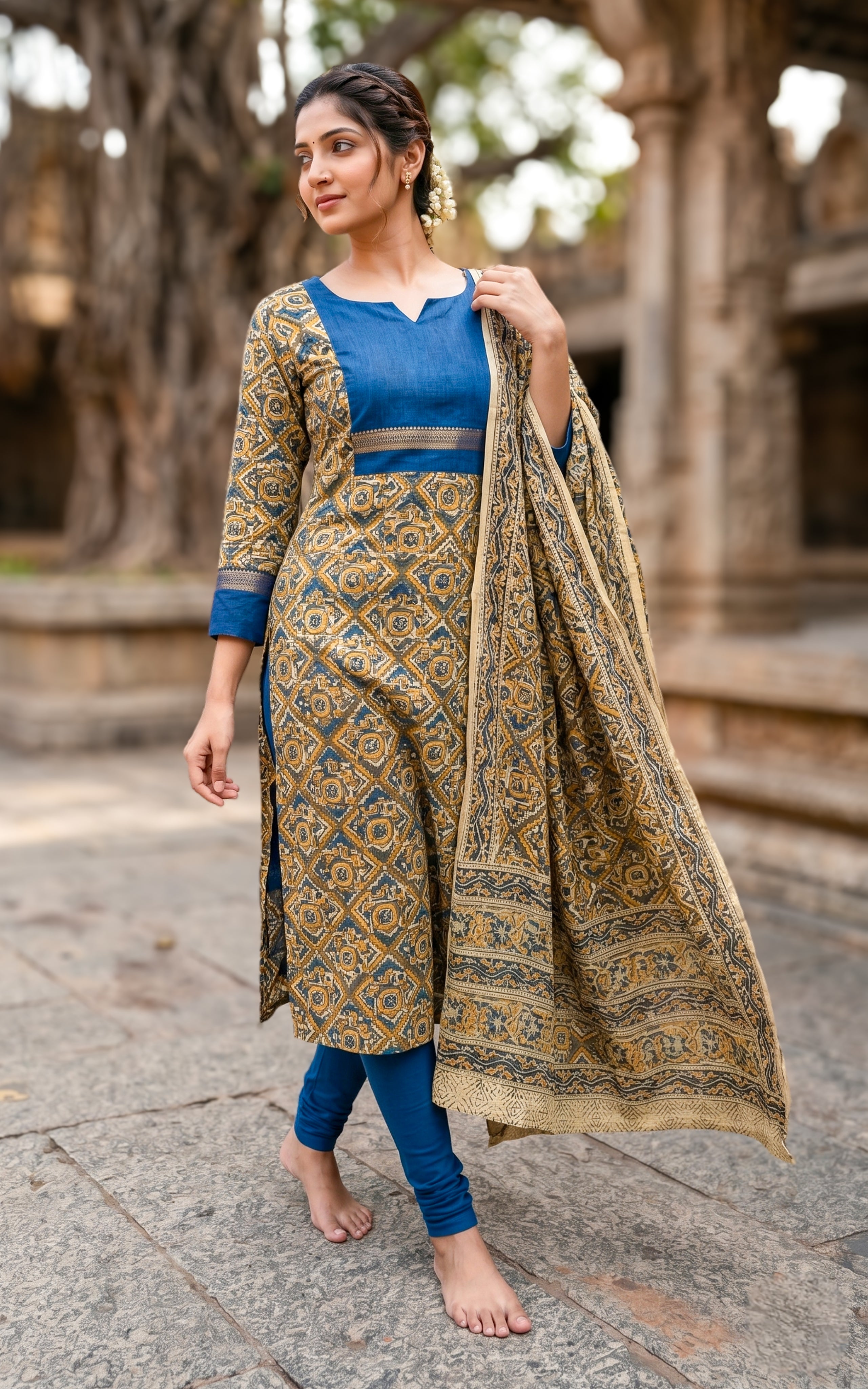 Avanitha A (Kurti+Dupatta)