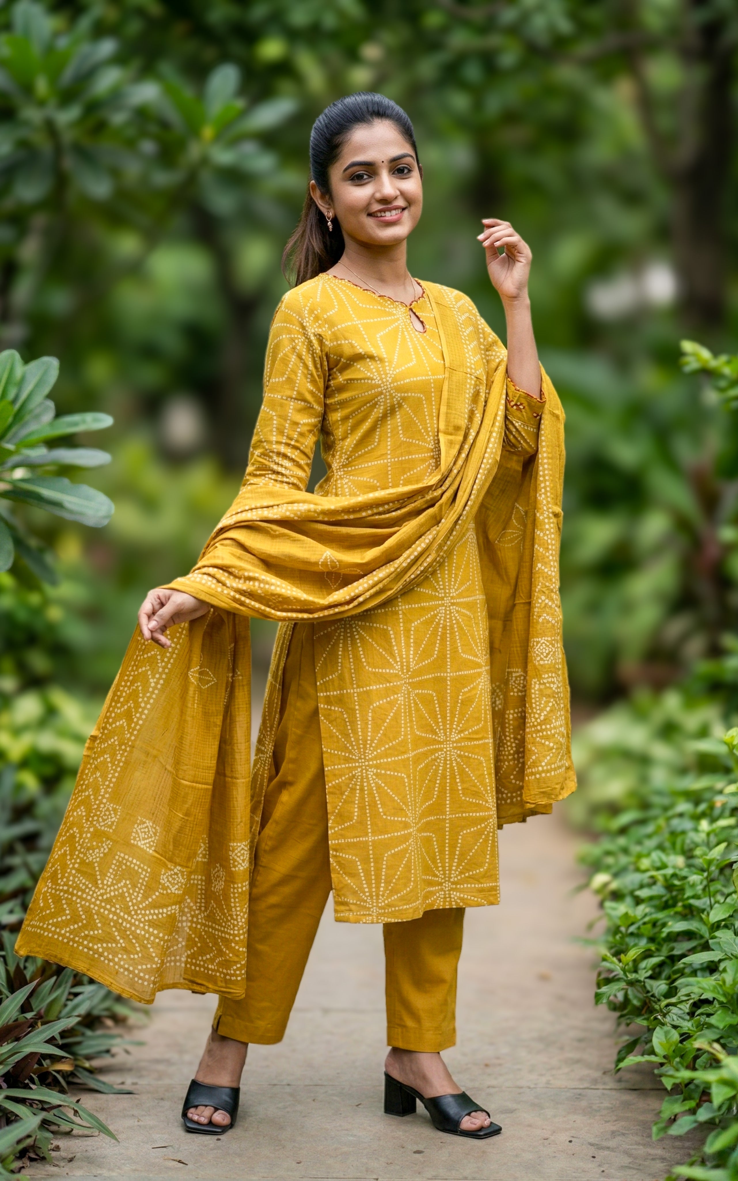 Sujali B (Kurti+Pant+Dupatta)