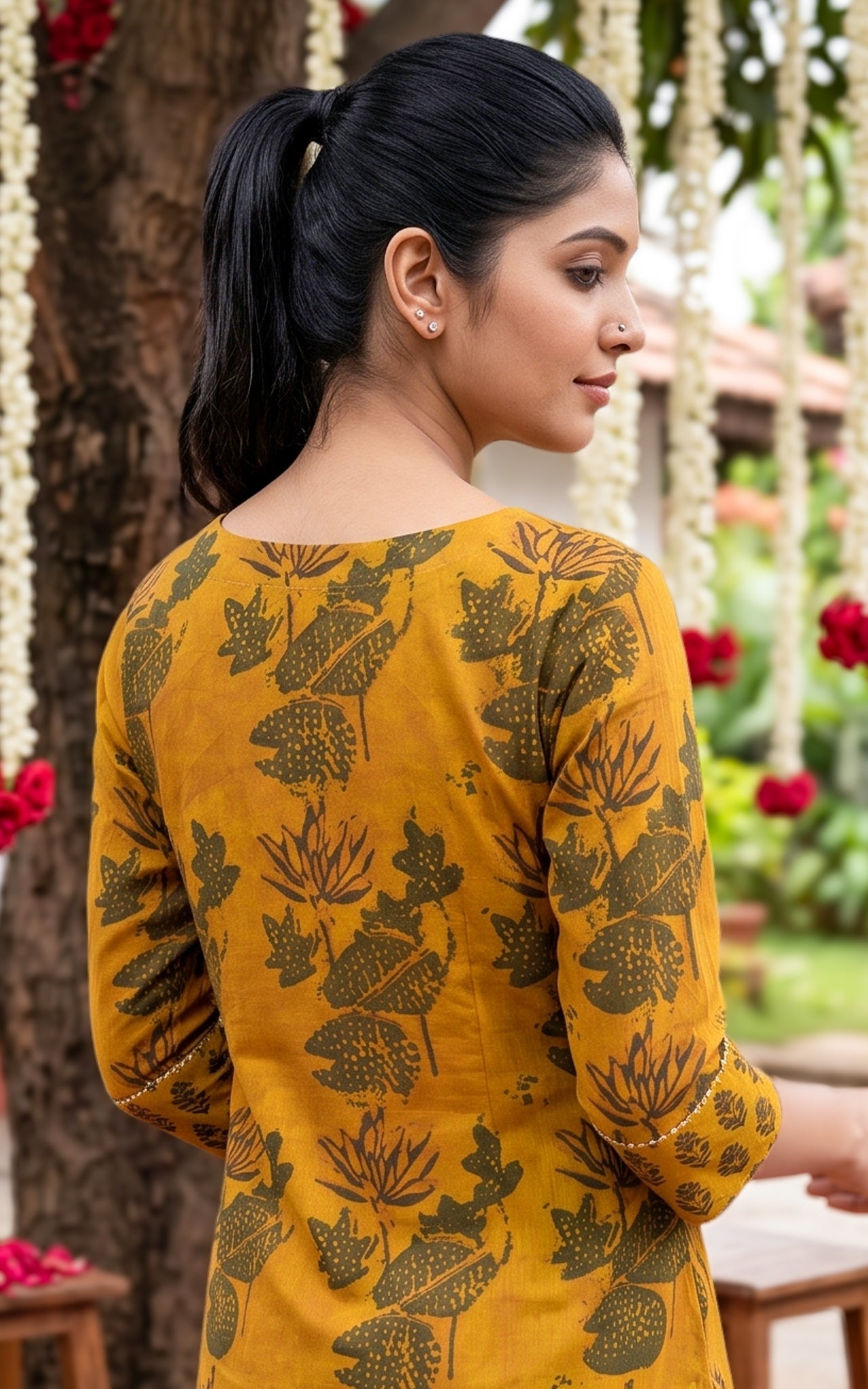 Gauthami A (Kurti+Pant+Dupatta)
