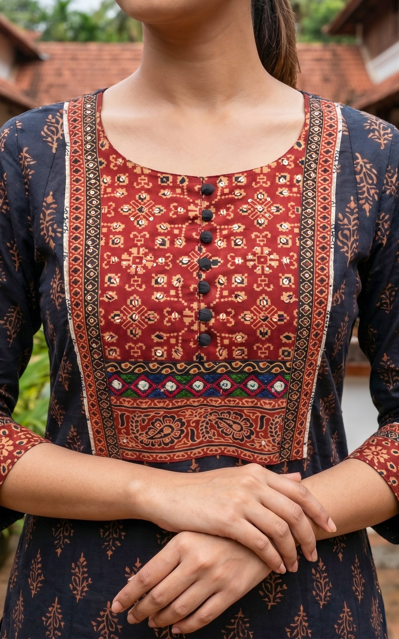 Mithula Black