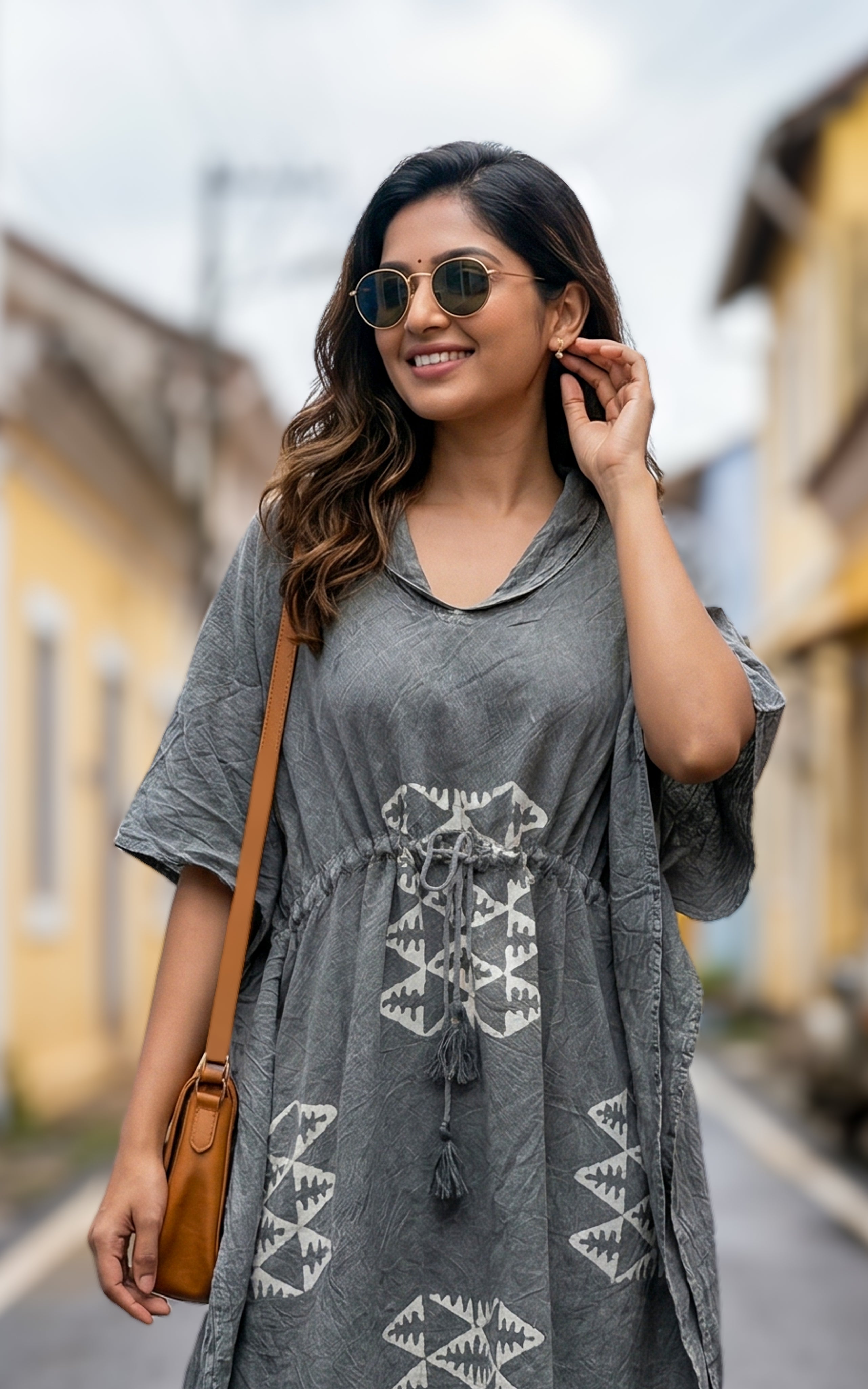 Elegant grey viscose kaftan for women