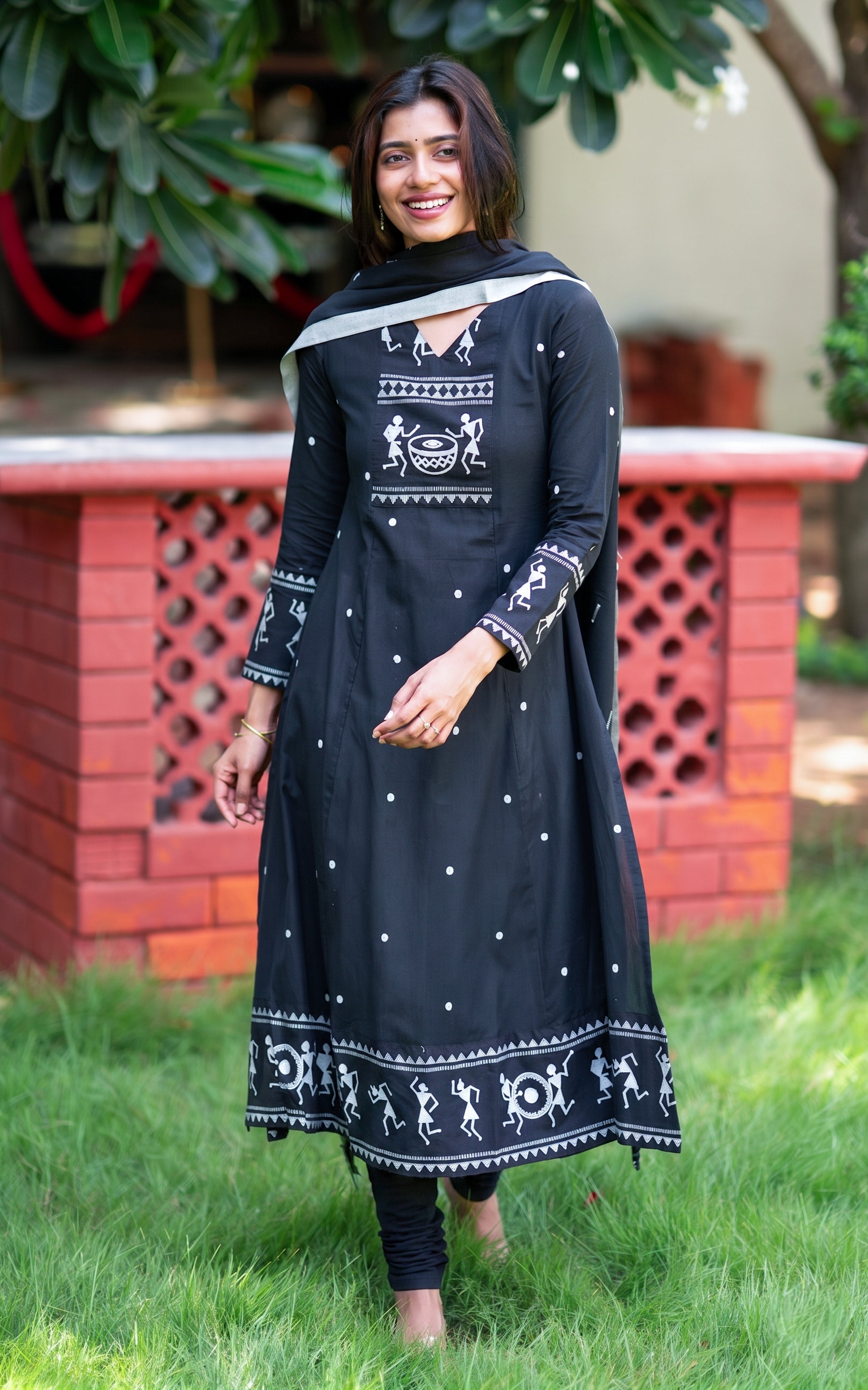Marudham Black (Kurti+Dupatta)