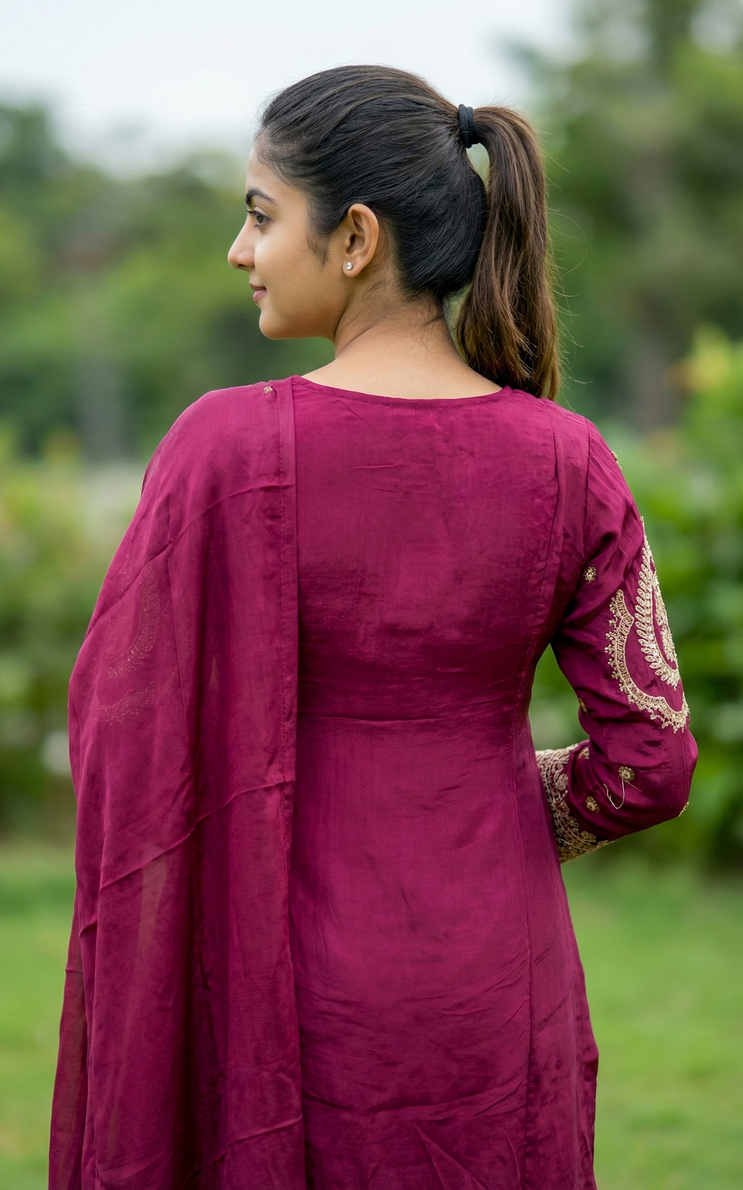 Elegant kurti style for women