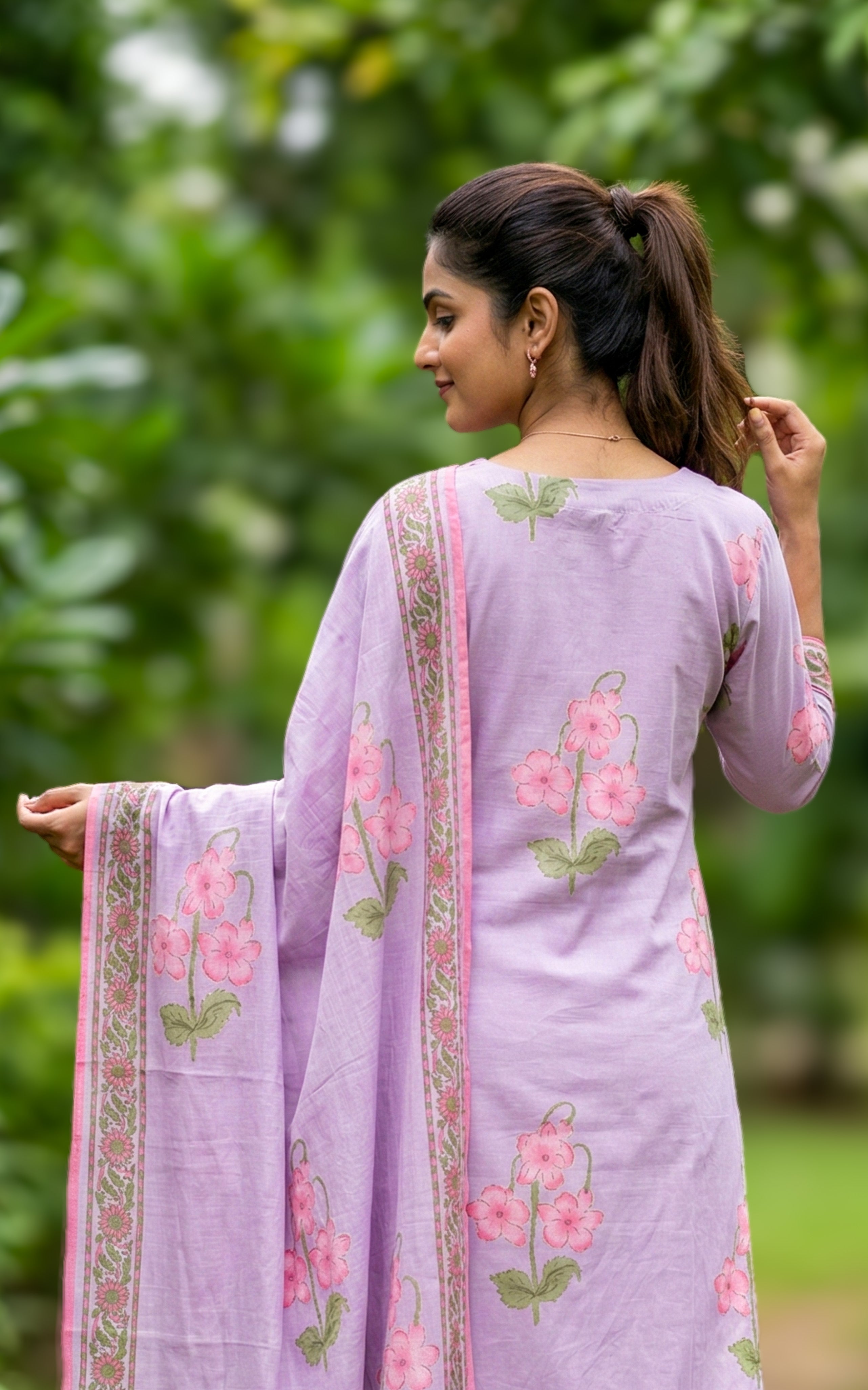 Manasvi A (Kurti+Pant+Dupatta)