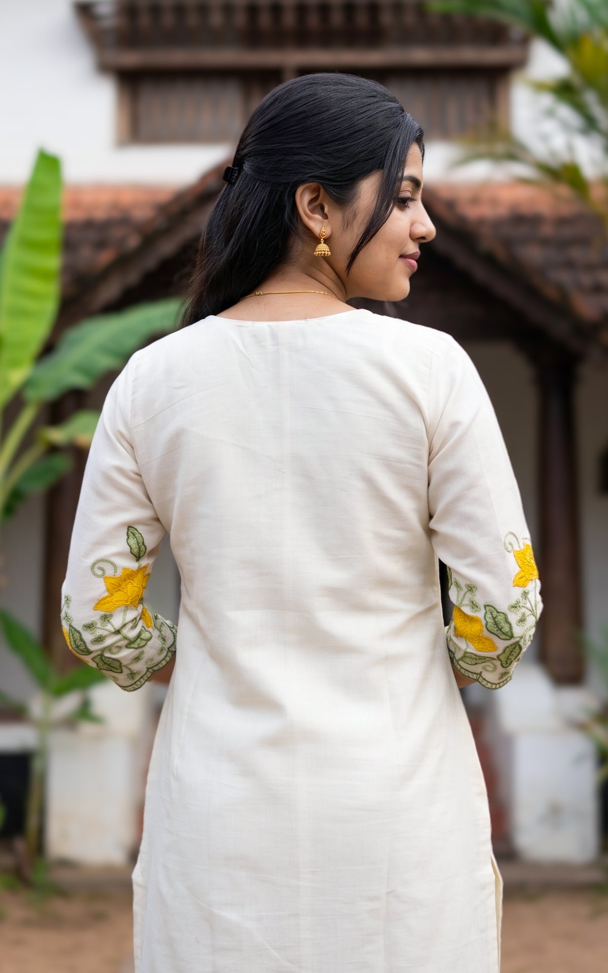 Oviyakani (Kurti+Pant+Dupatta)