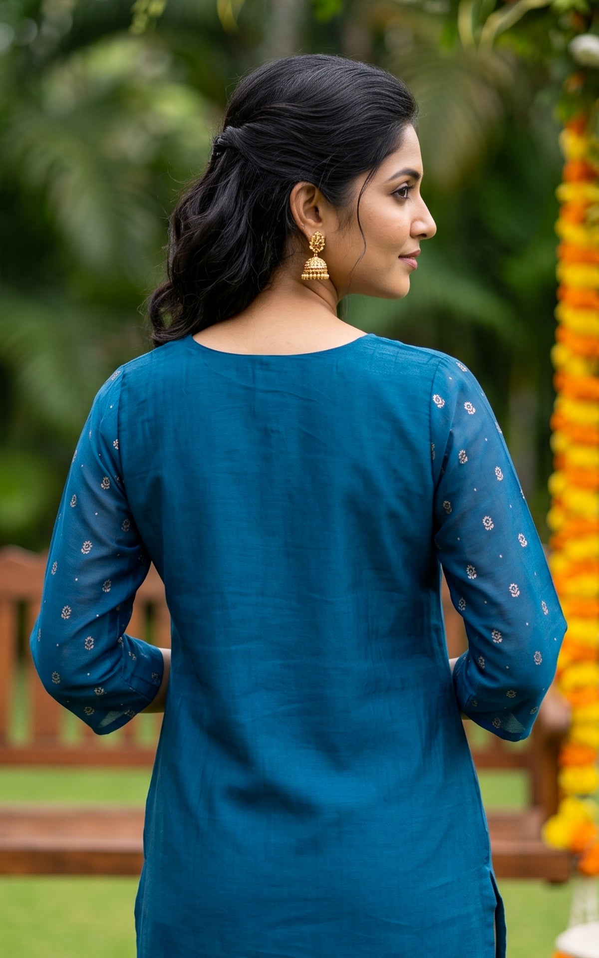 Paavai oli Blue (Kurti+Pant+Dupatta)