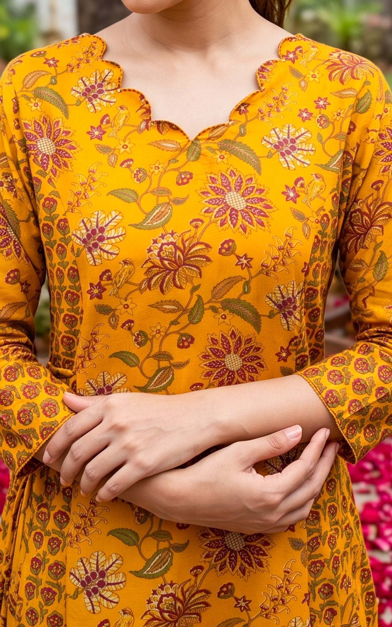 Anuradha A (Kurti+Pant+Dupatta)