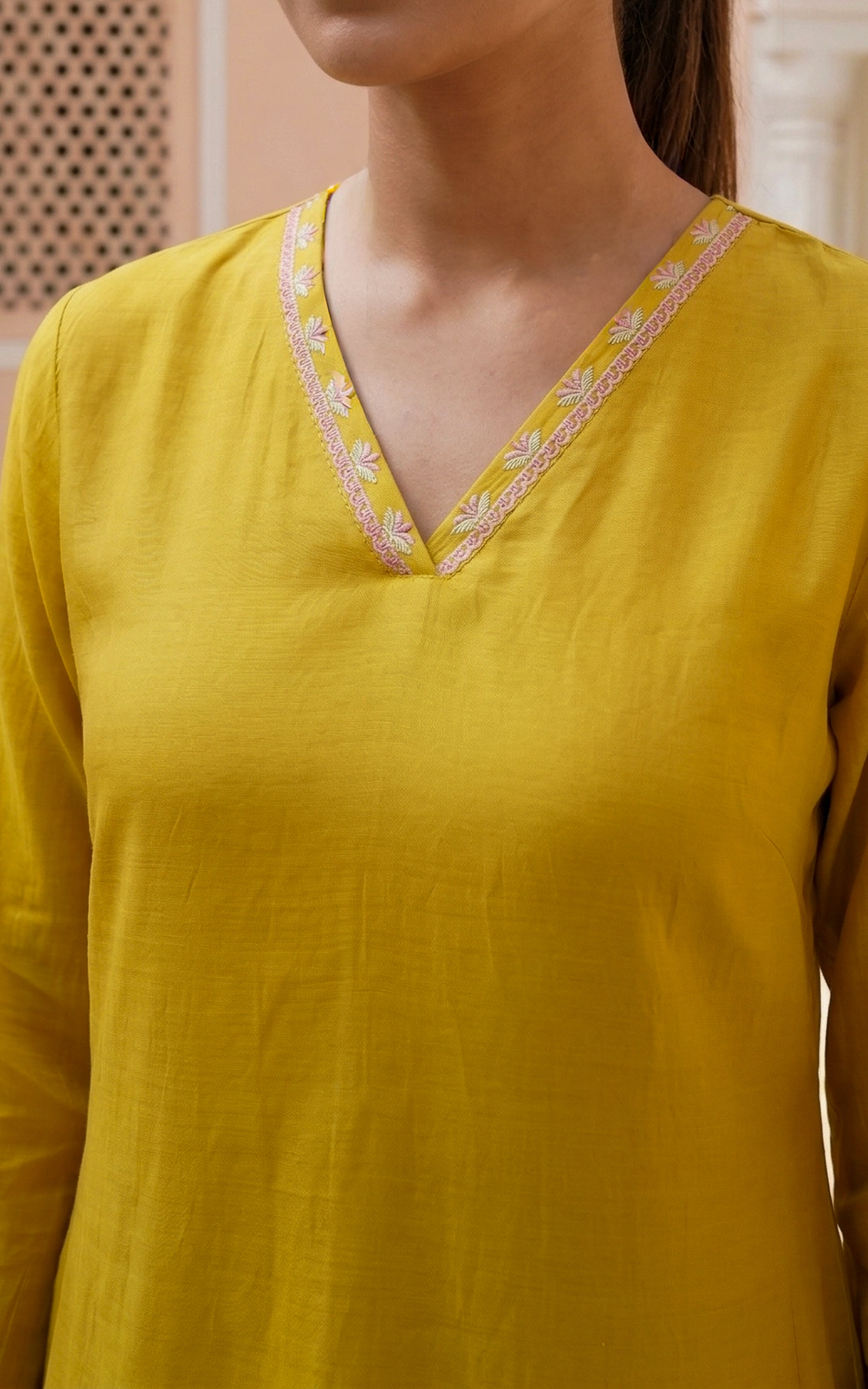 Rovika (Kurti+Pant+Dupatta)