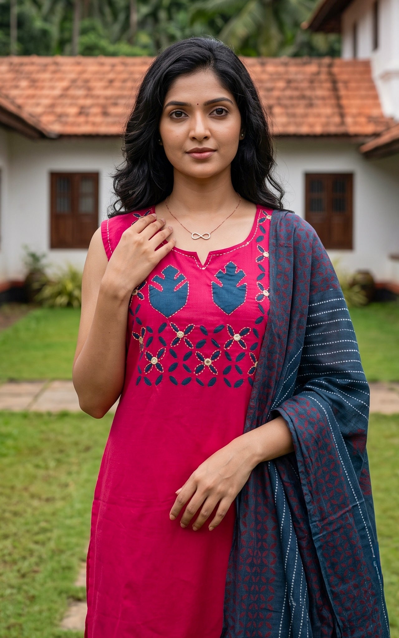 Ilankuzhali (Kurti+Pant+Dupatta)