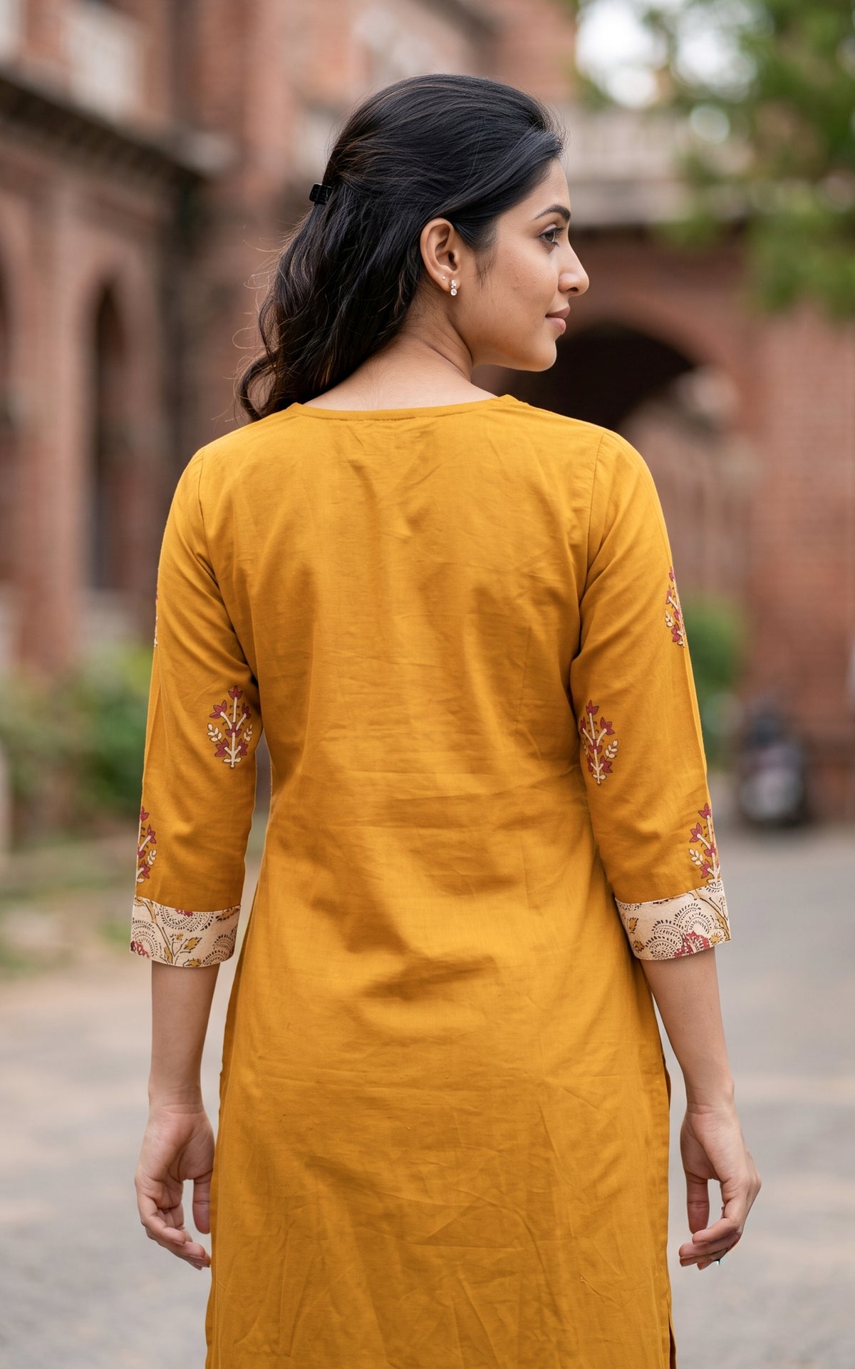 Vedhika Mustard (Kurti+Pant)