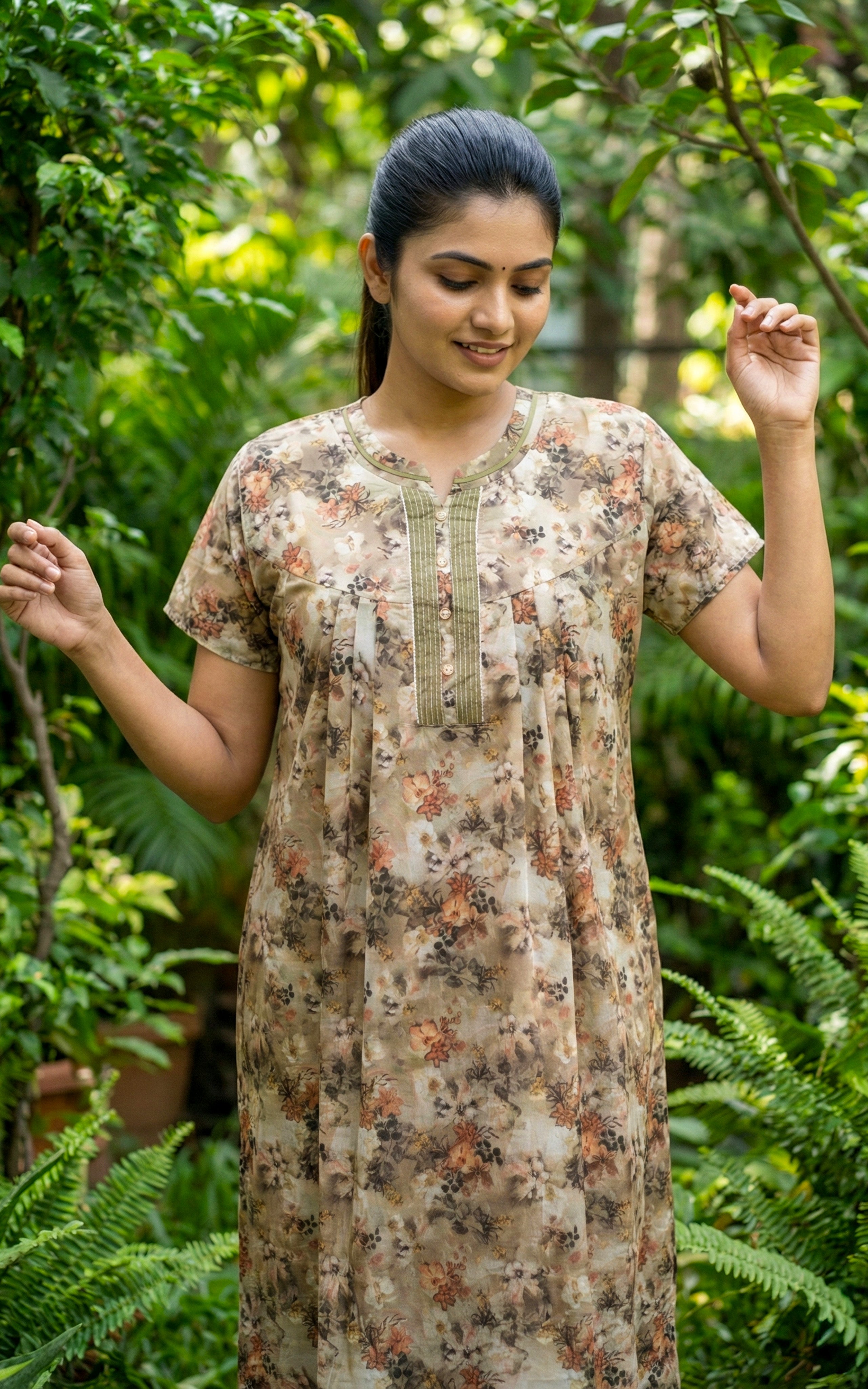 Comfortable fit with single side pocket