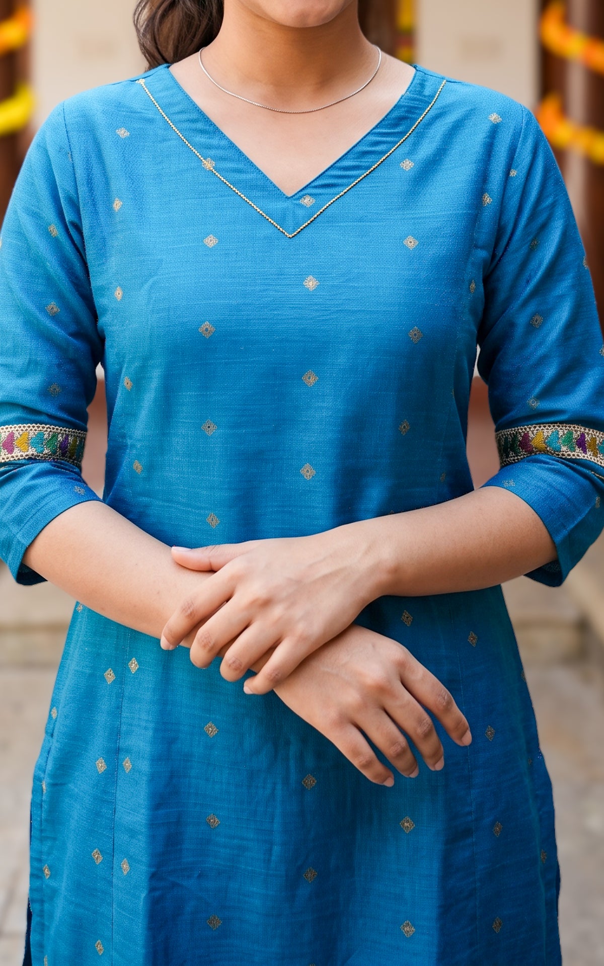Yazhmika Blue (Kurti+Dupatta)