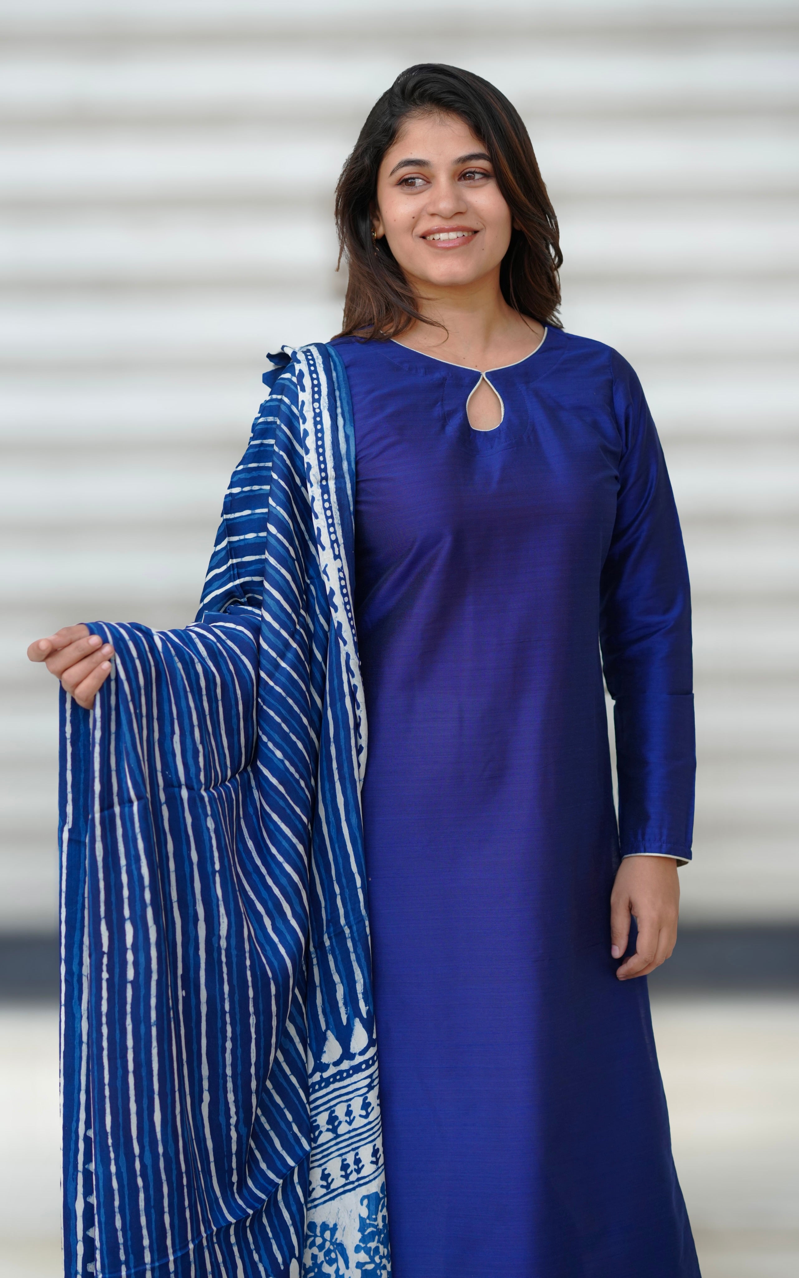 Nakshathra F (Kurti+Dupatta)