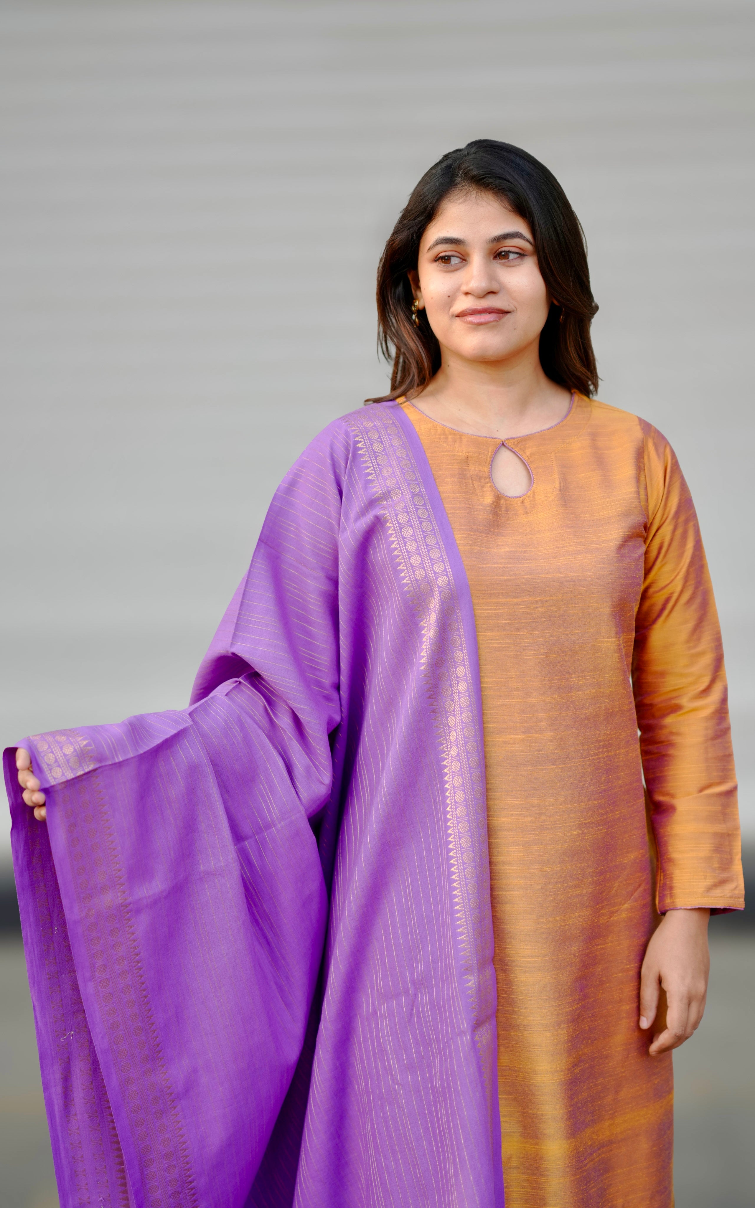 Nakshathra H (Kurti+Dupatta)