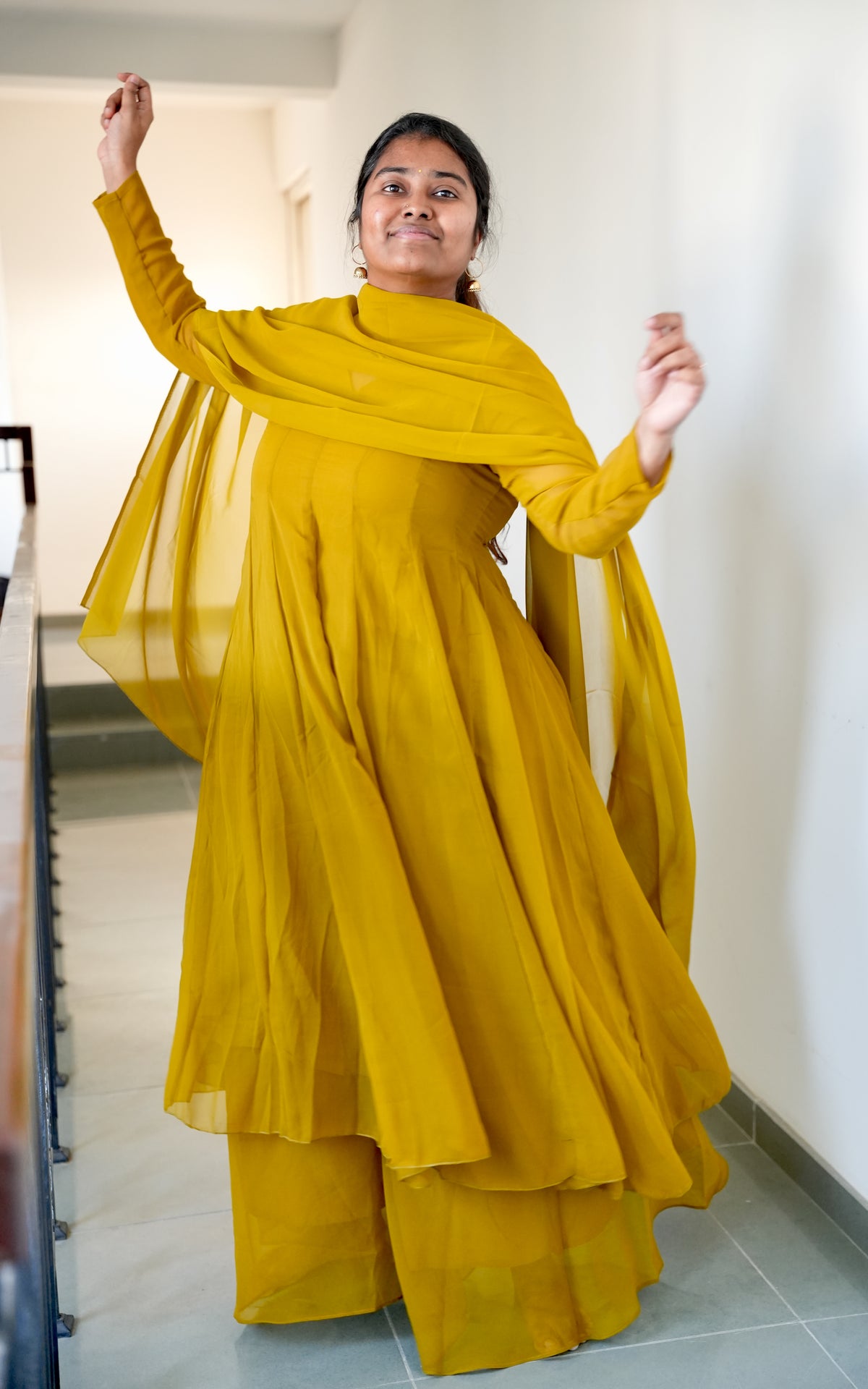 Kadhalar Dhinam Inspired E (Kurti+Pant+Dupatta)