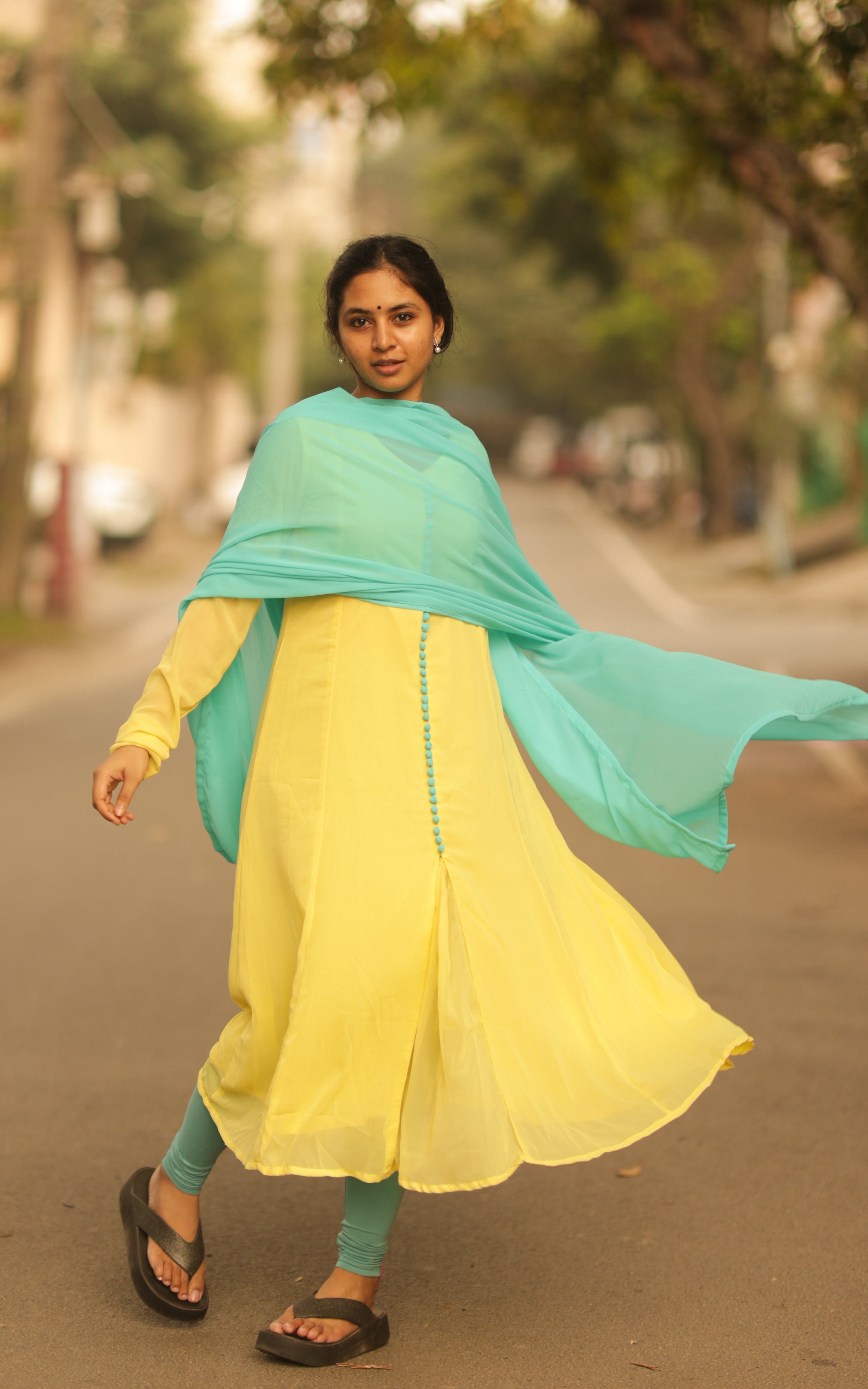 simran's beautiful outfits from kannedhirey thondrinal
