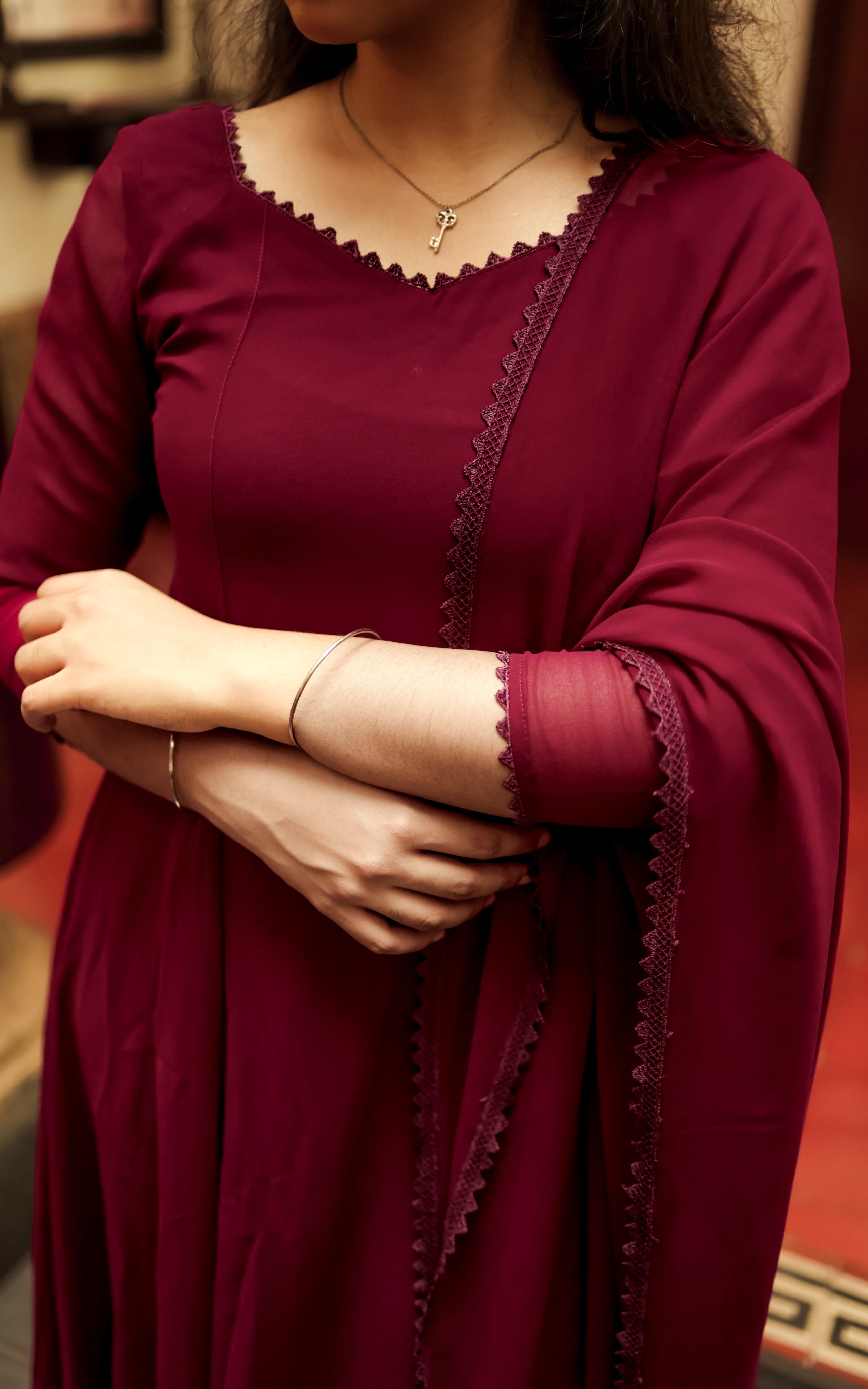 Om Shanti Oshanna Wine (Kurti+Dupatta)