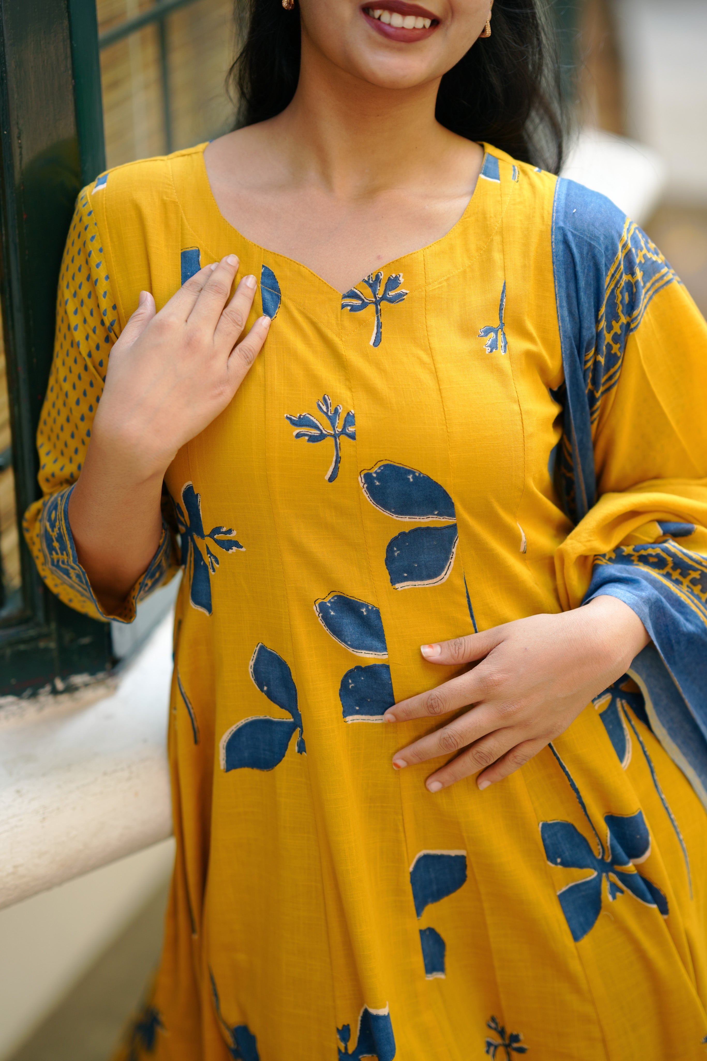 Manjal Malar (Kurti+Dupatta)