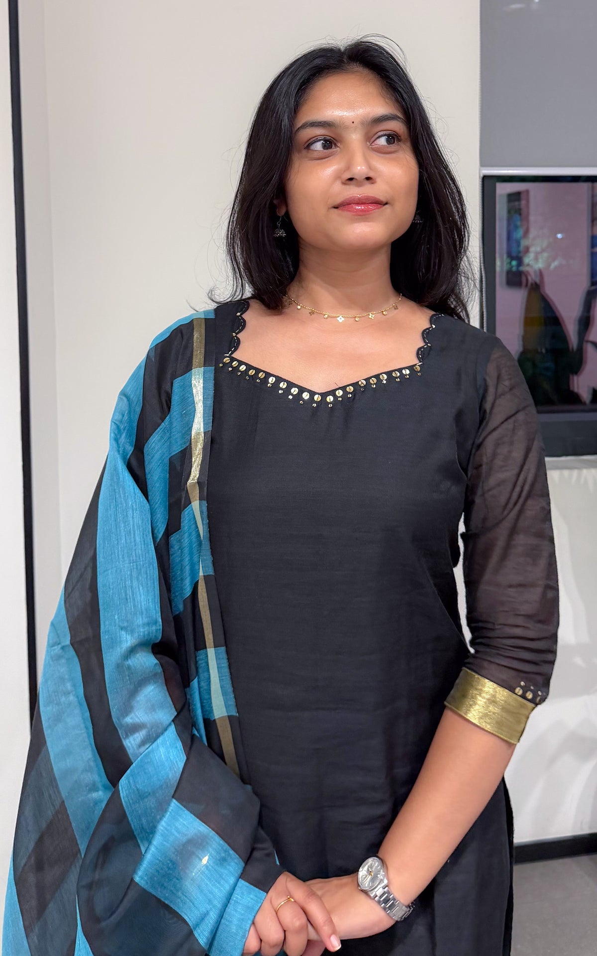Retro Colors Naseema A (Kurti+Dupatta)