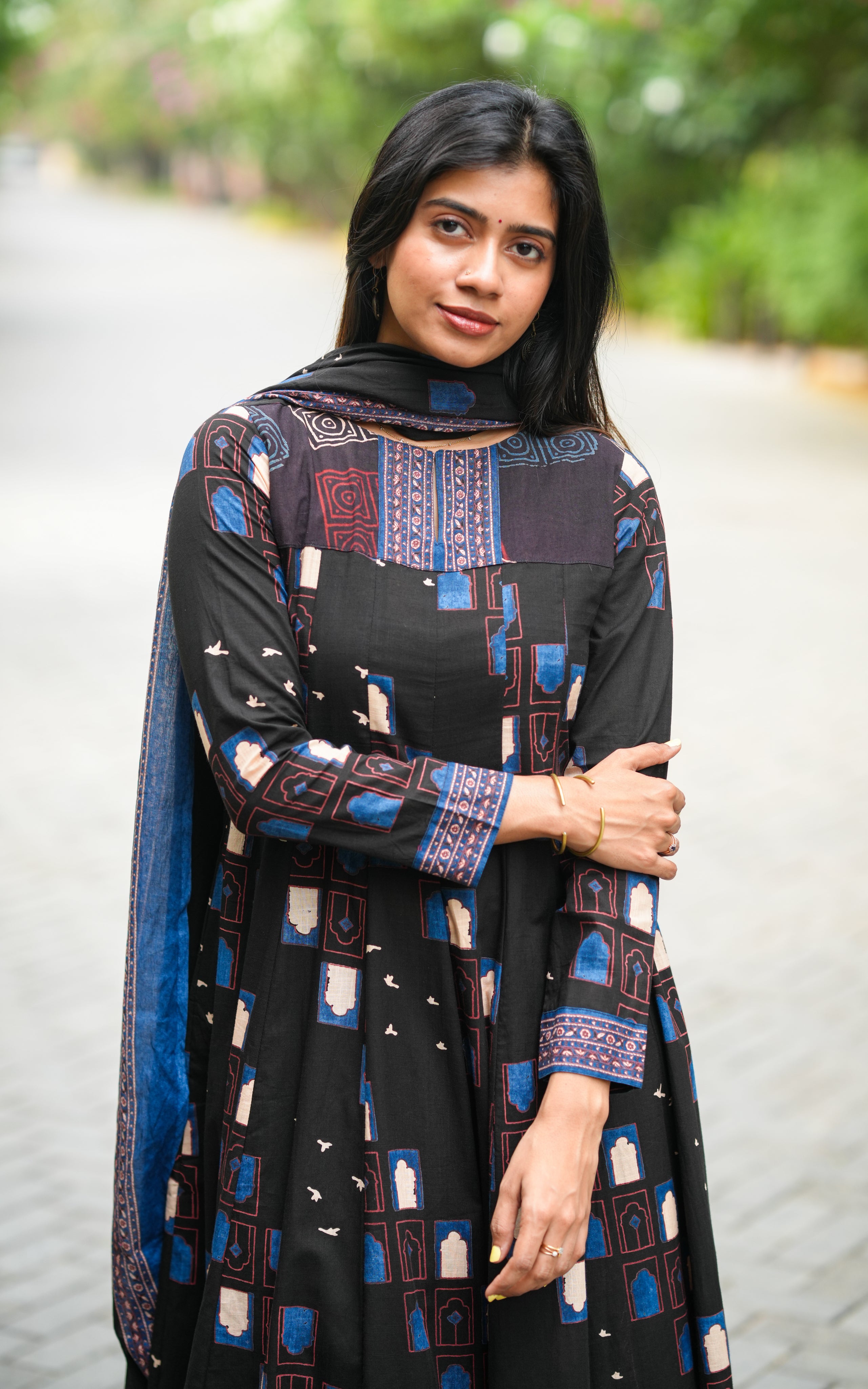 Black ethnic cotton kurti set for women